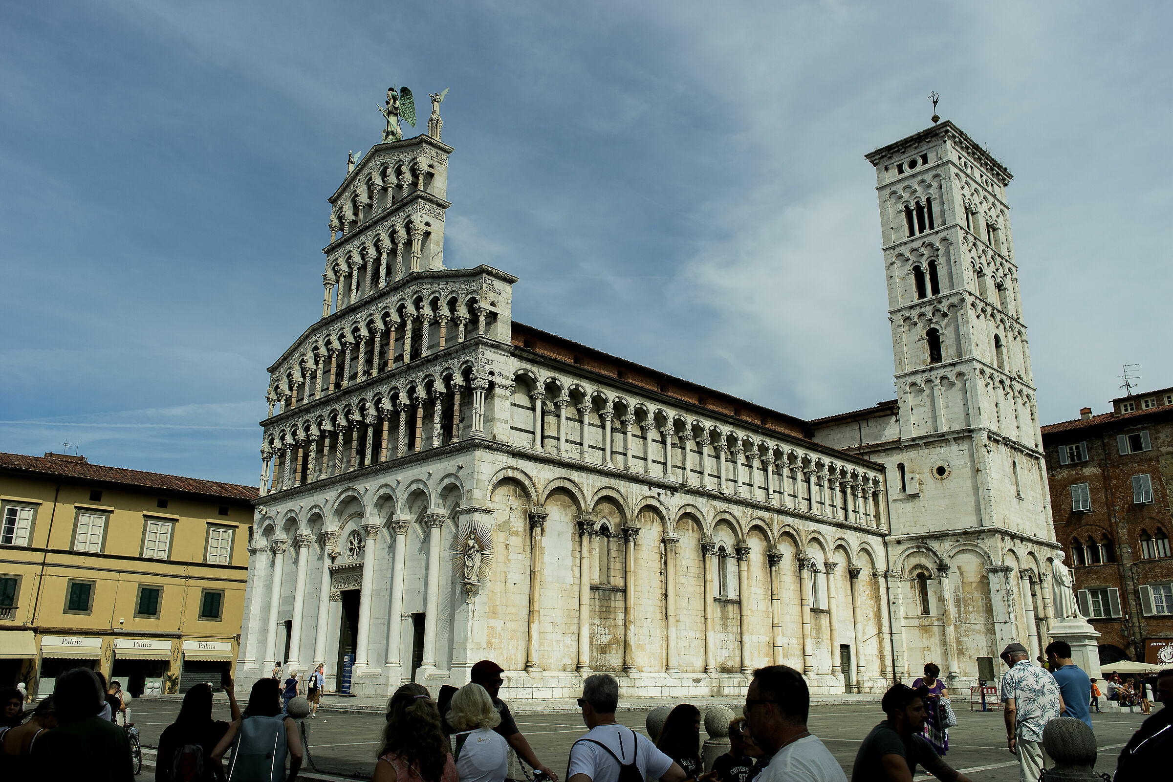 Magnificent old 28mm contax zaeiss mf f 2