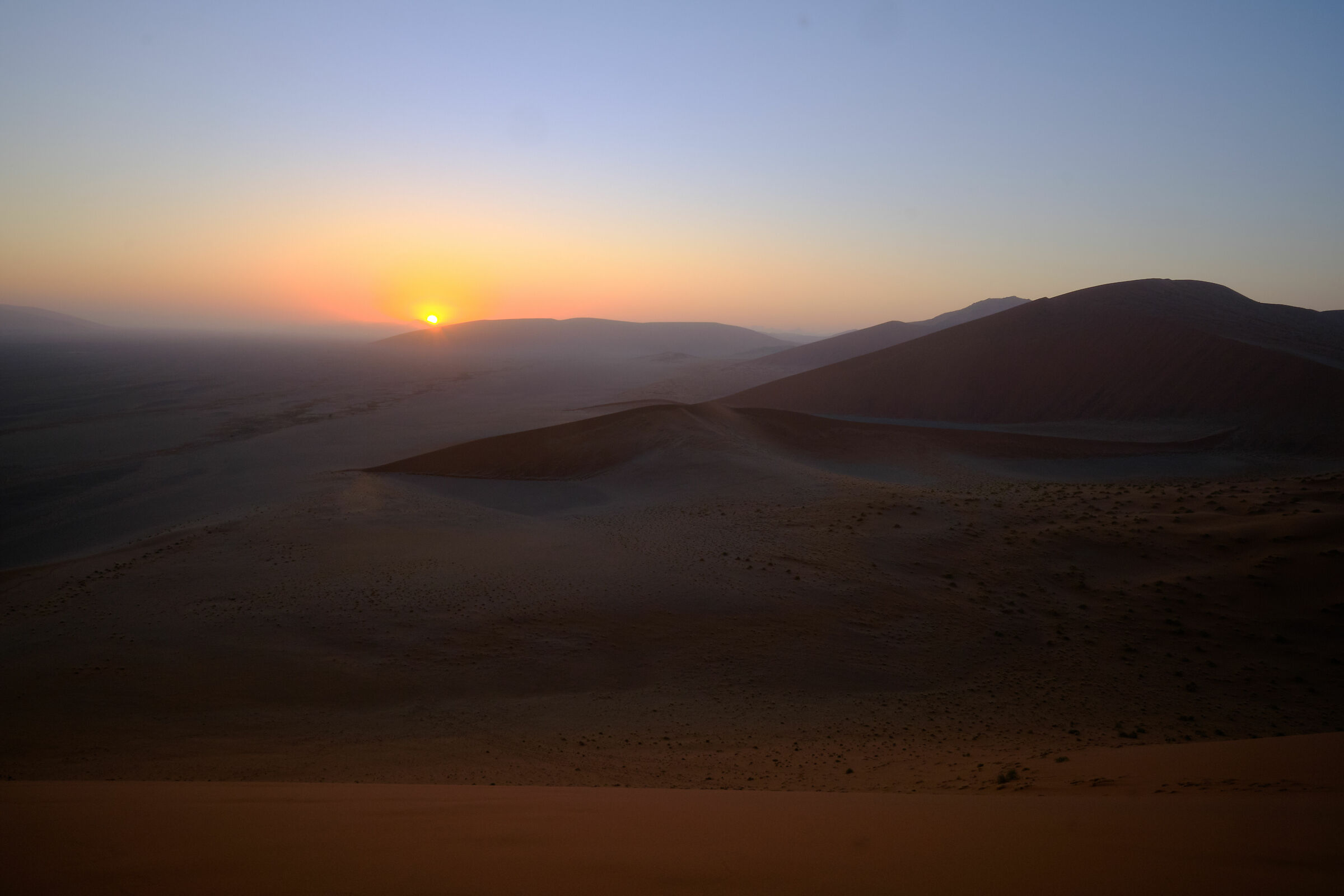 Sunrise Duna 45 - Namibia