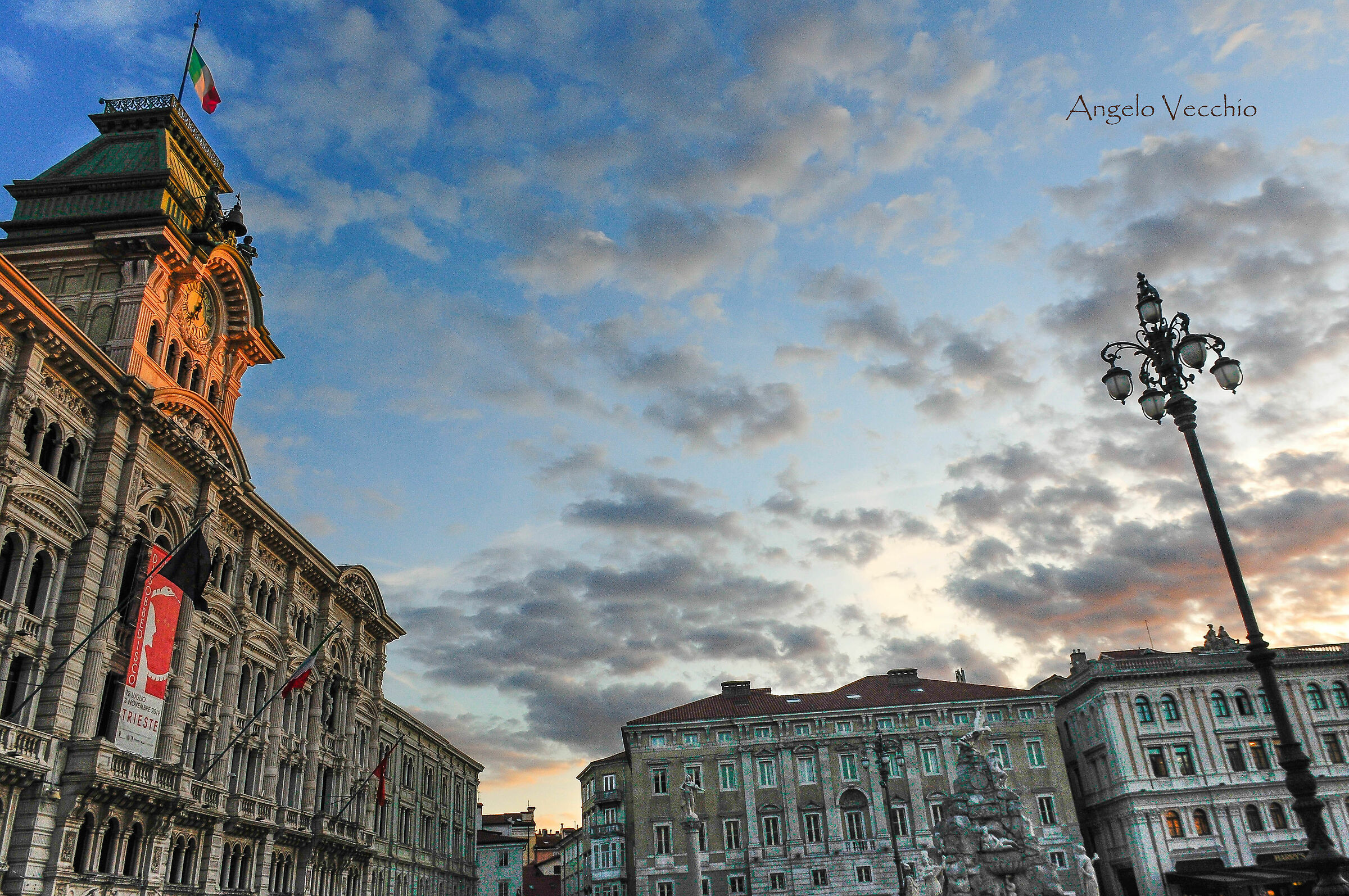 Piazza Unità Ts