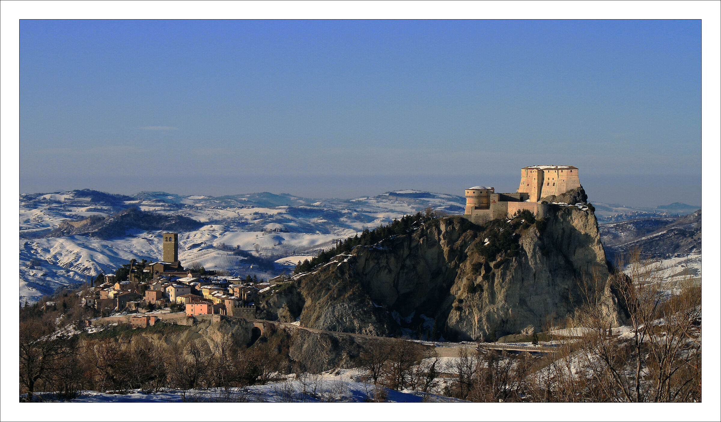 San Leo, inverno e tramonto