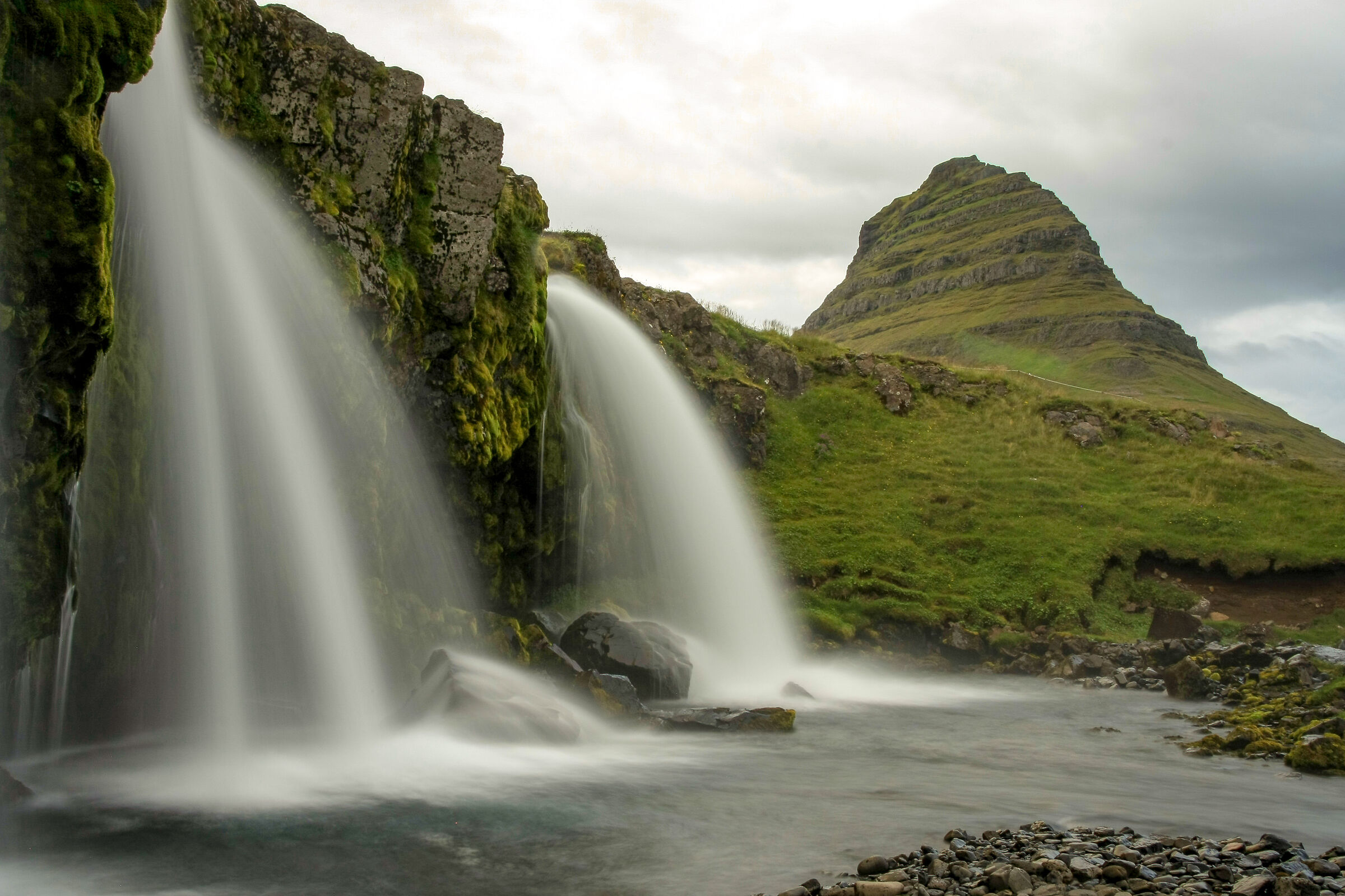 Kirkjufell Mountain, Ind.