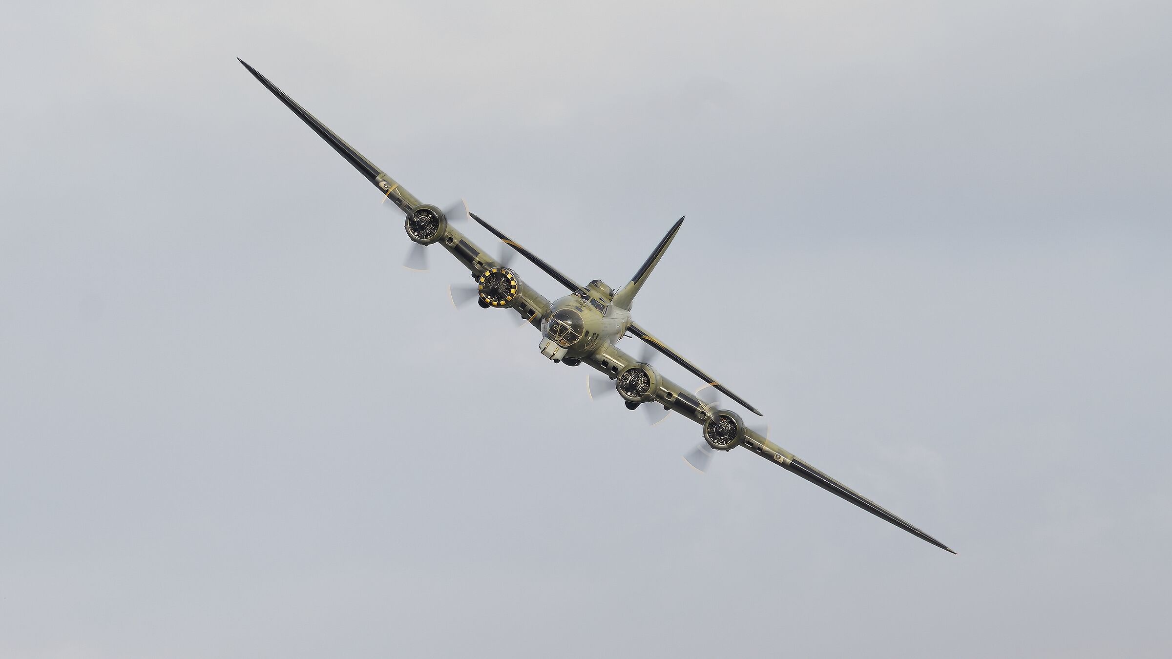 B-17 (in modo intano a la b