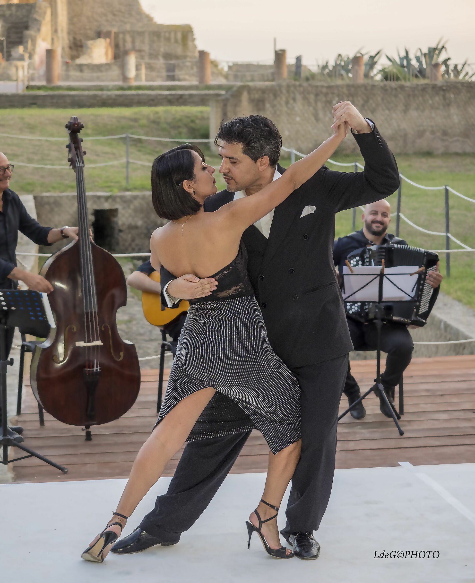 TANGO or "The Art of Sensuality"