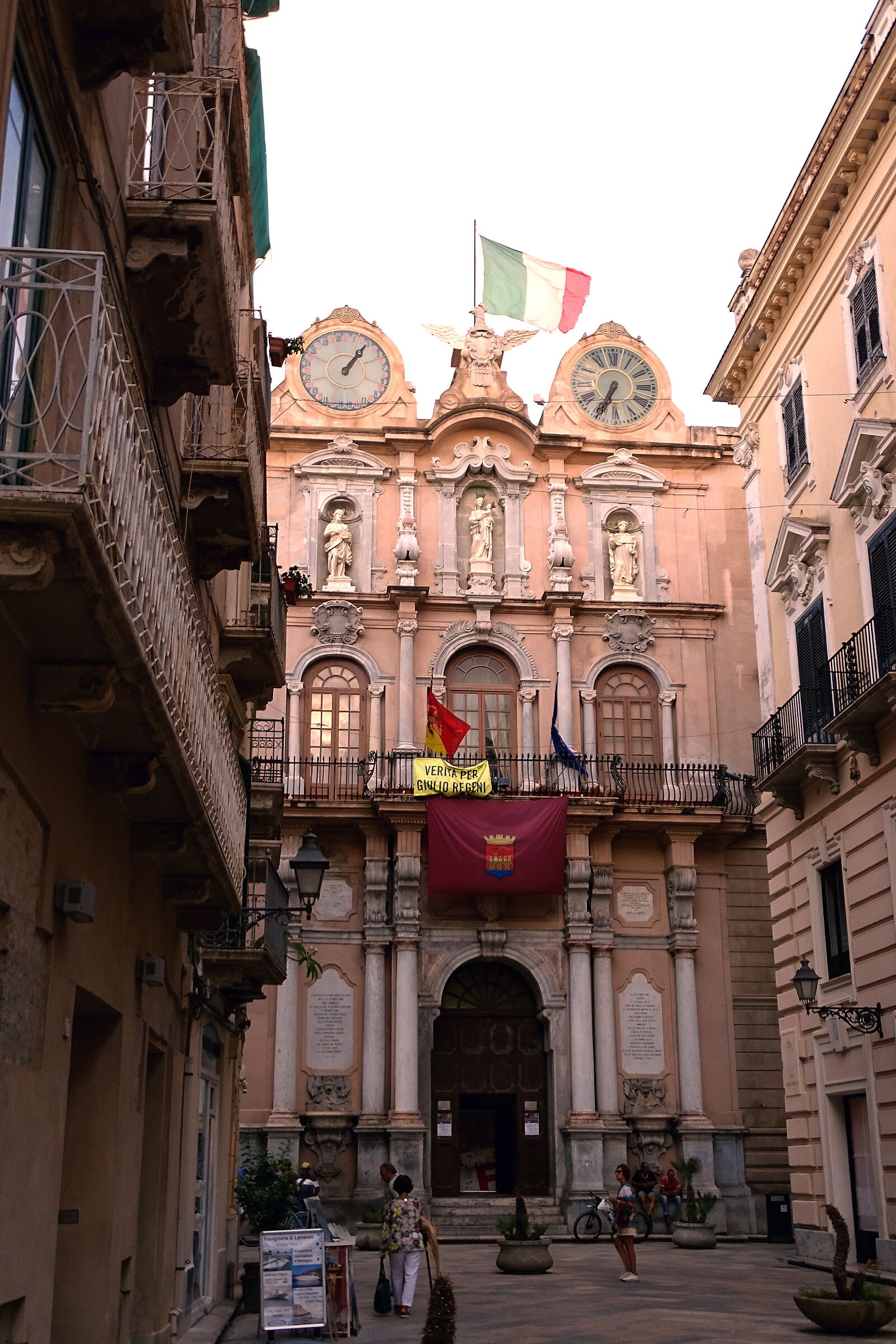 Facciata del Palazzo Senatorio (tp)