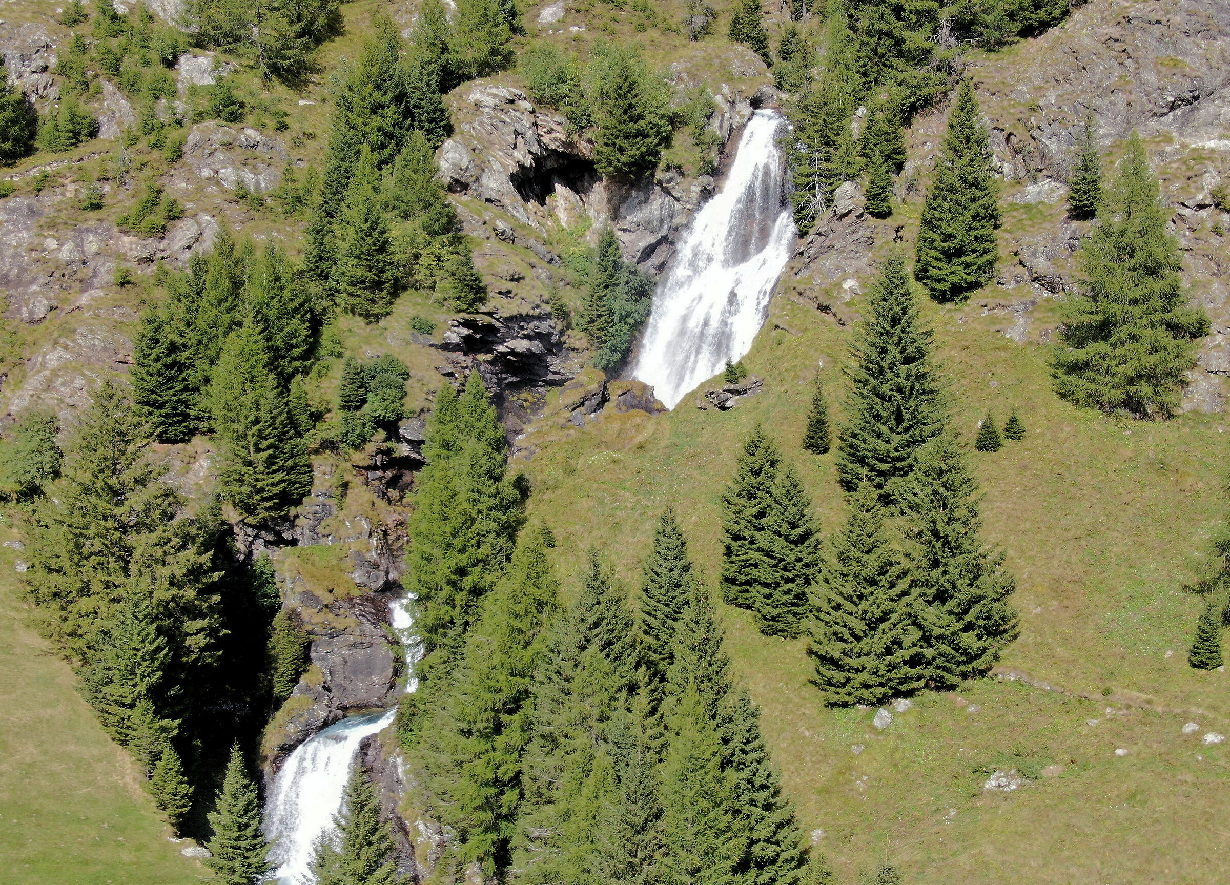 Eita Val Grosina Waterfall