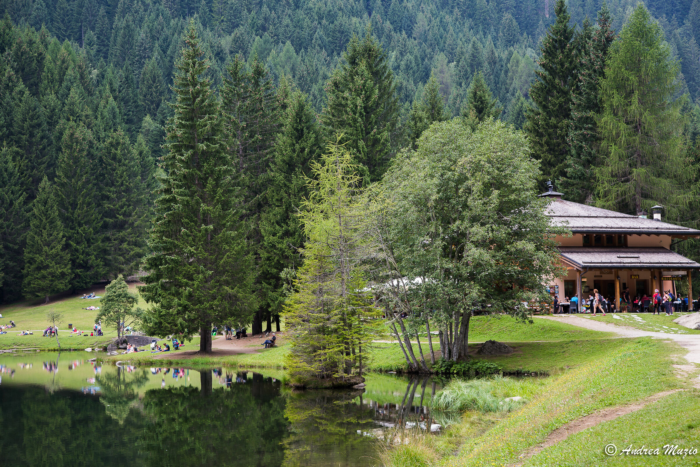 Lago dei Caprioli val di Sole Trentino