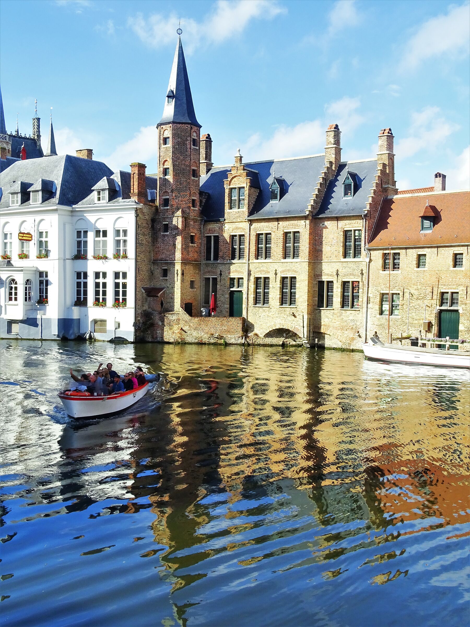 Bruges is mirrored in the waters