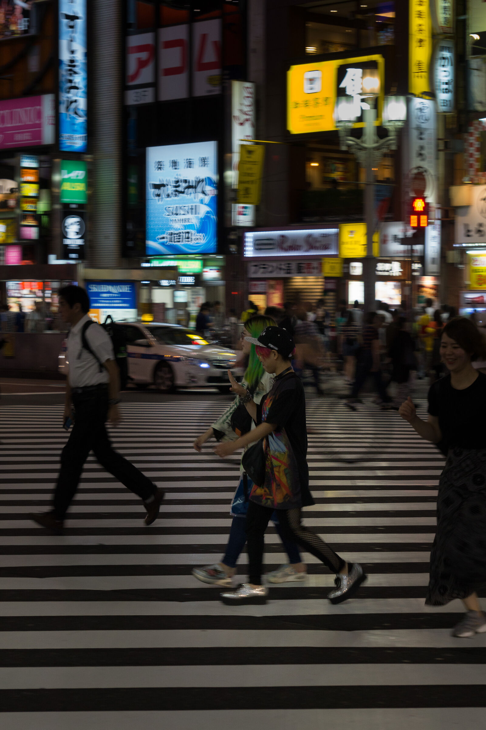 Shinjuku crossing