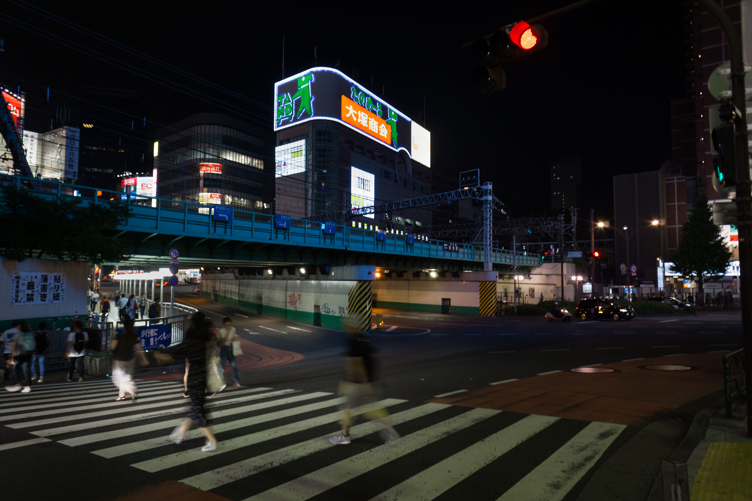 kabukicho crossing