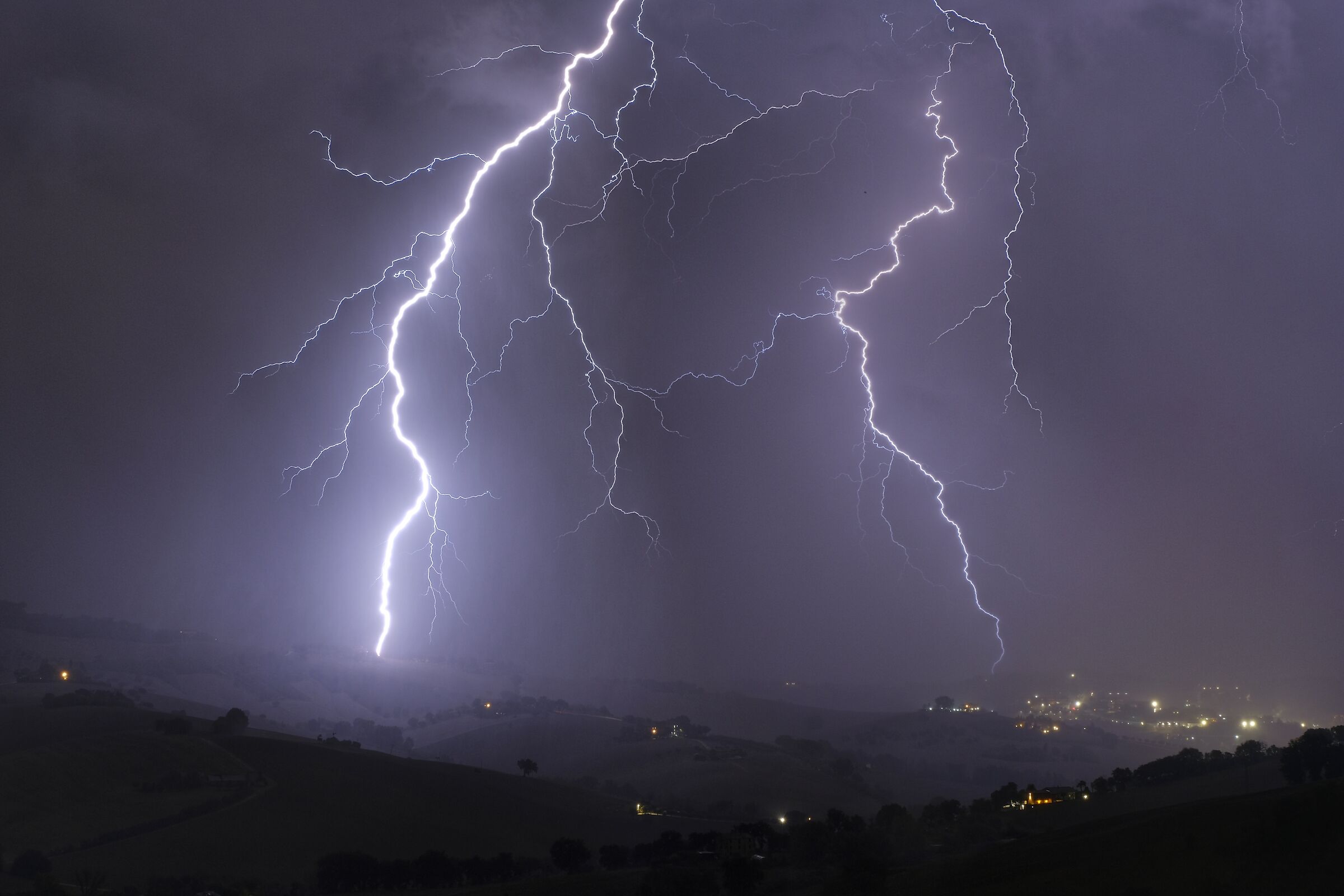 lightning strikes on the stop