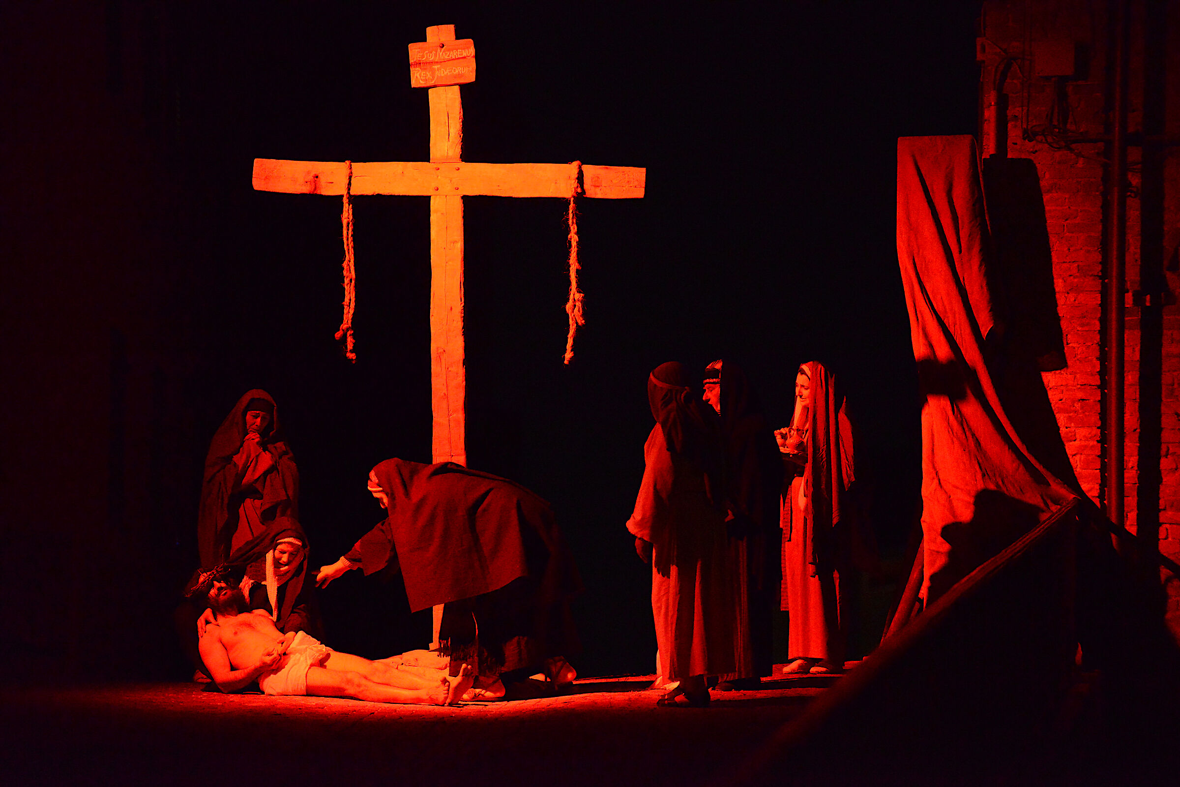 "La deposizione" , Via Crucis Antignano