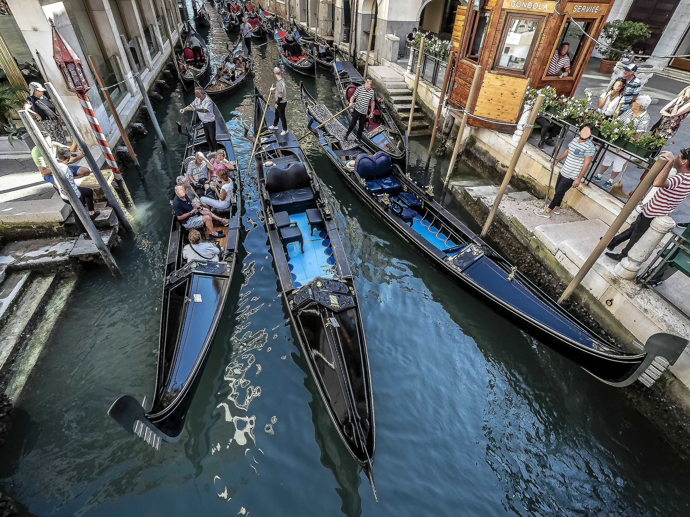 Traffic in the channels