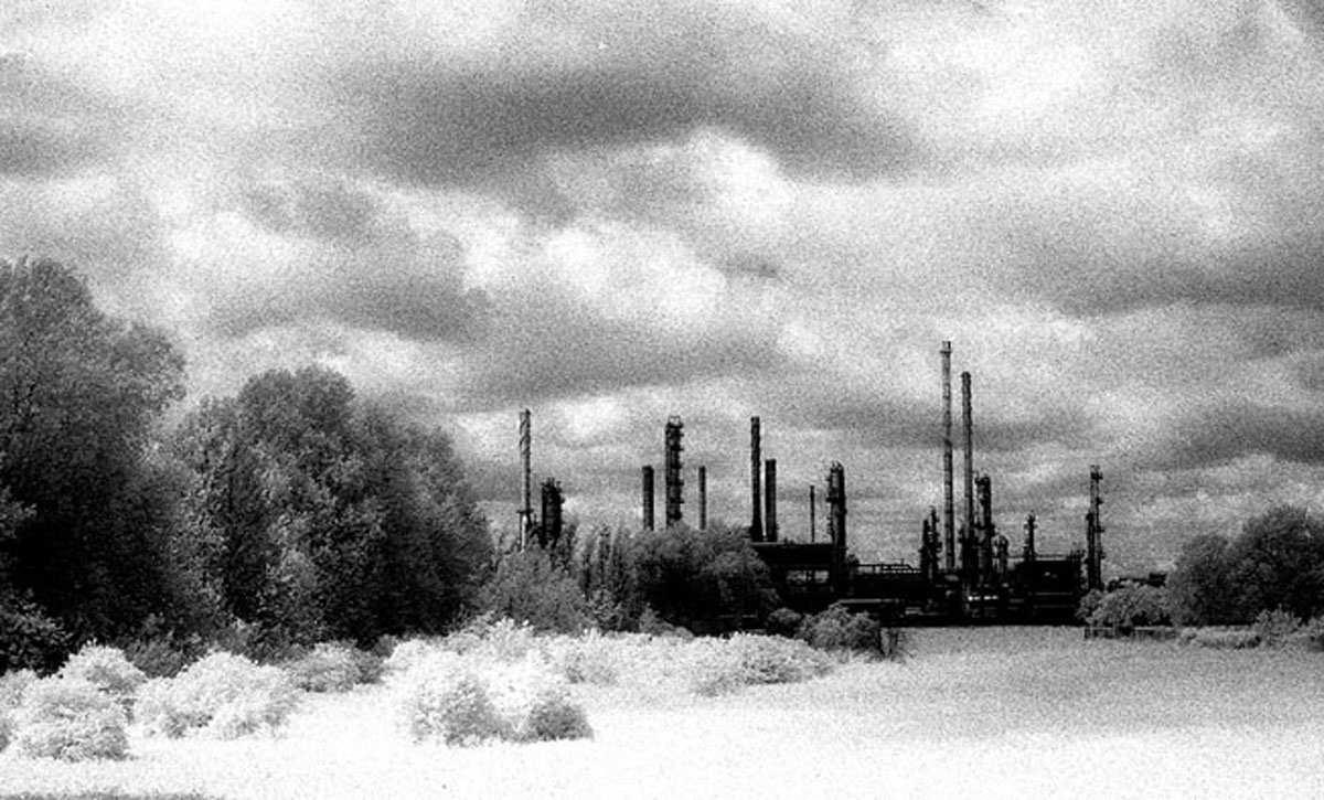 n8 - Raffineria -Kodak infrared - Contax rx