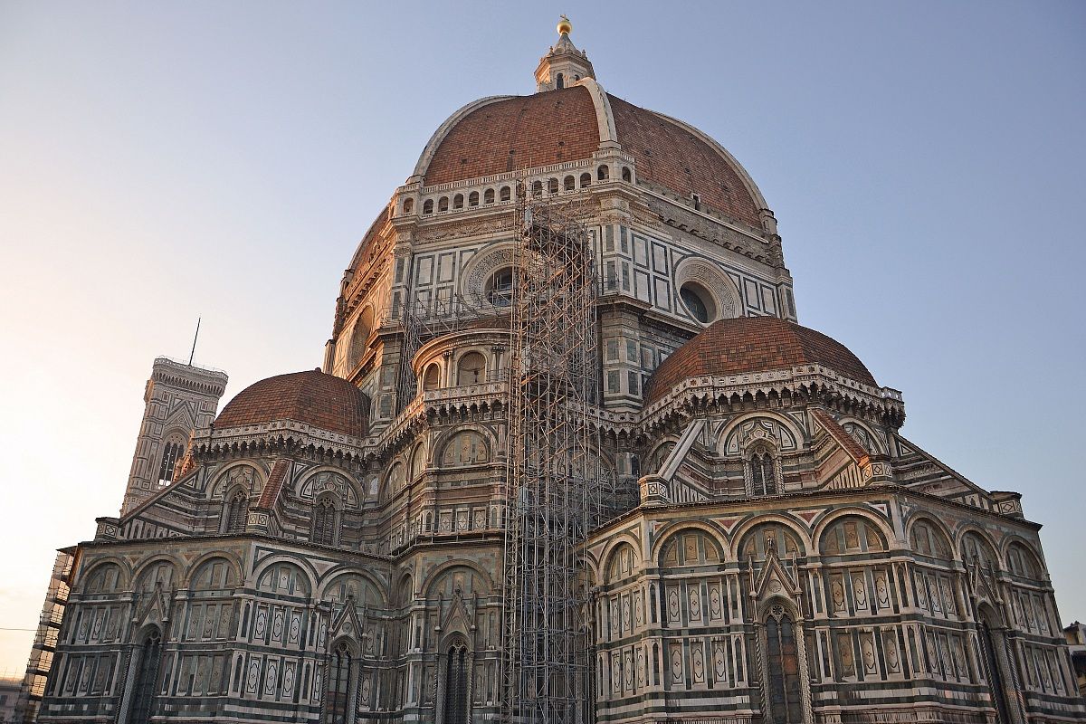 Florence - Dome seen from the south side of the square.