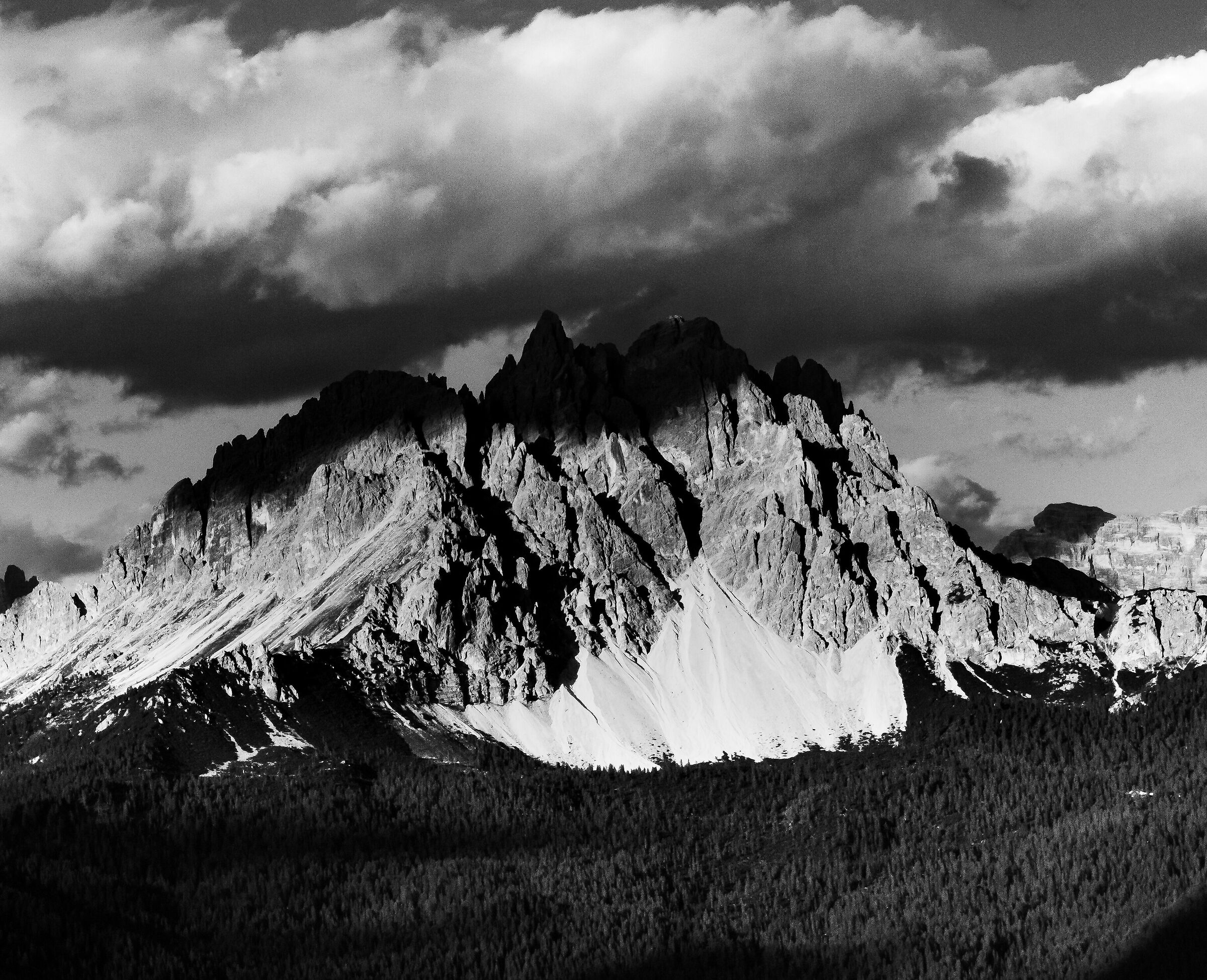 Dolomiti in B&W