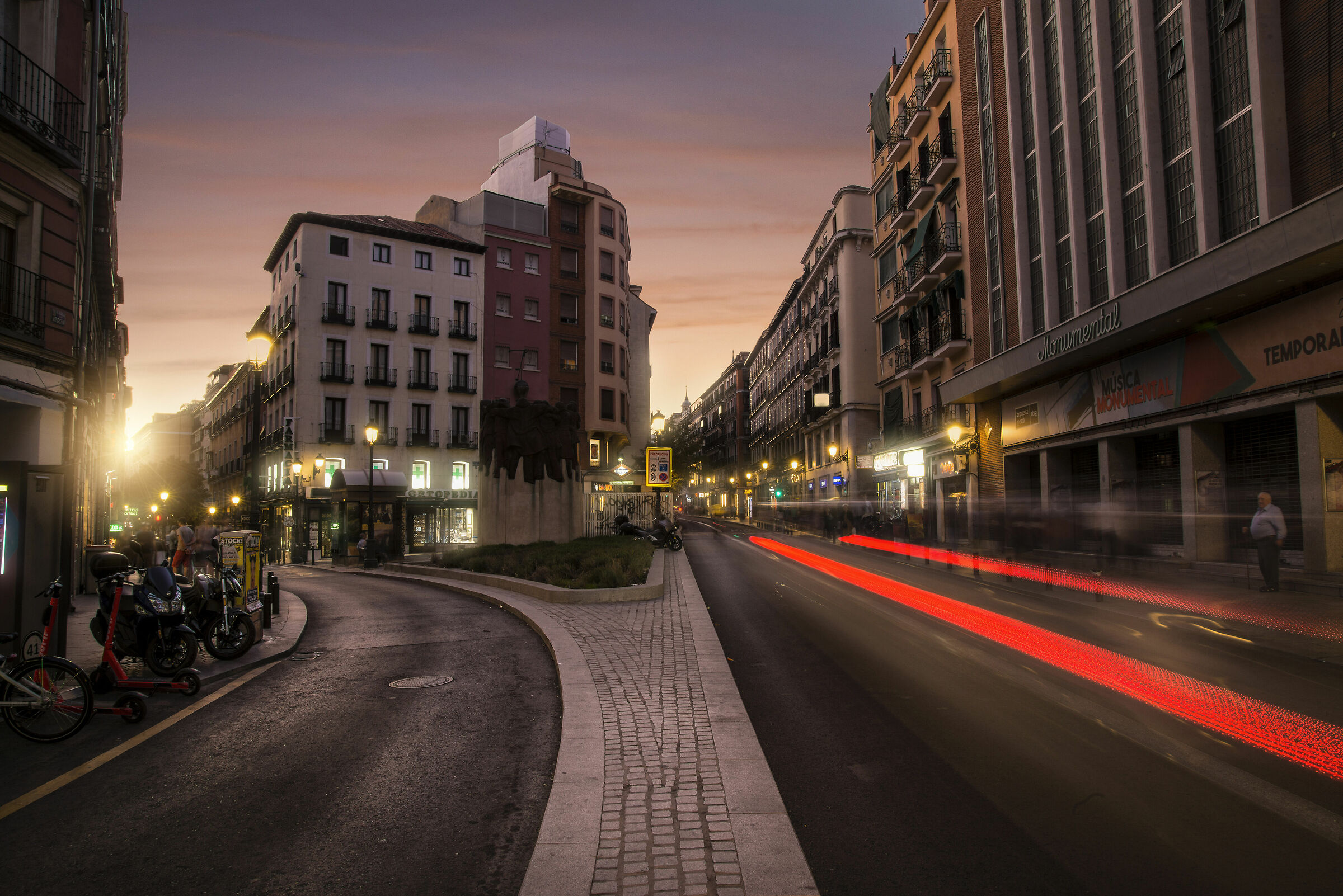 Madrid - Plaza de Anton Martin