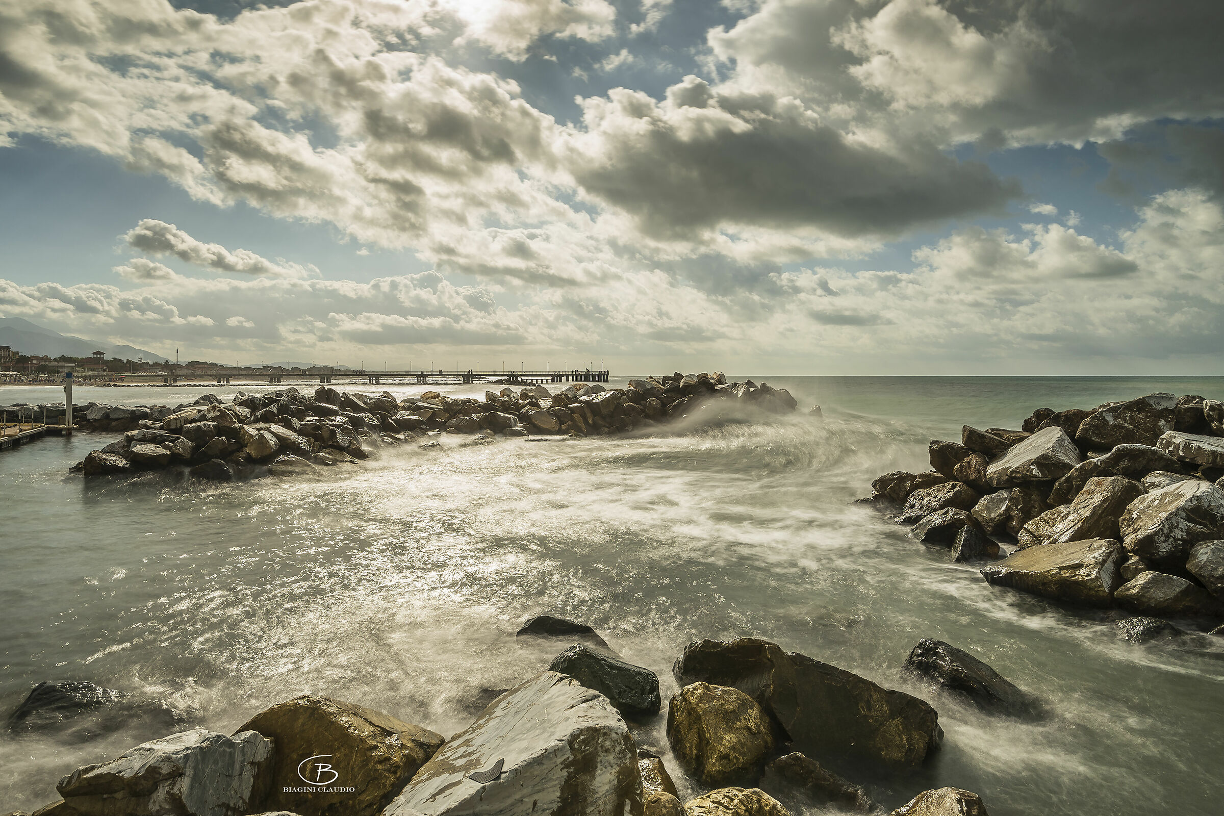 Waves on the port of Brugiano,Marina di Massa