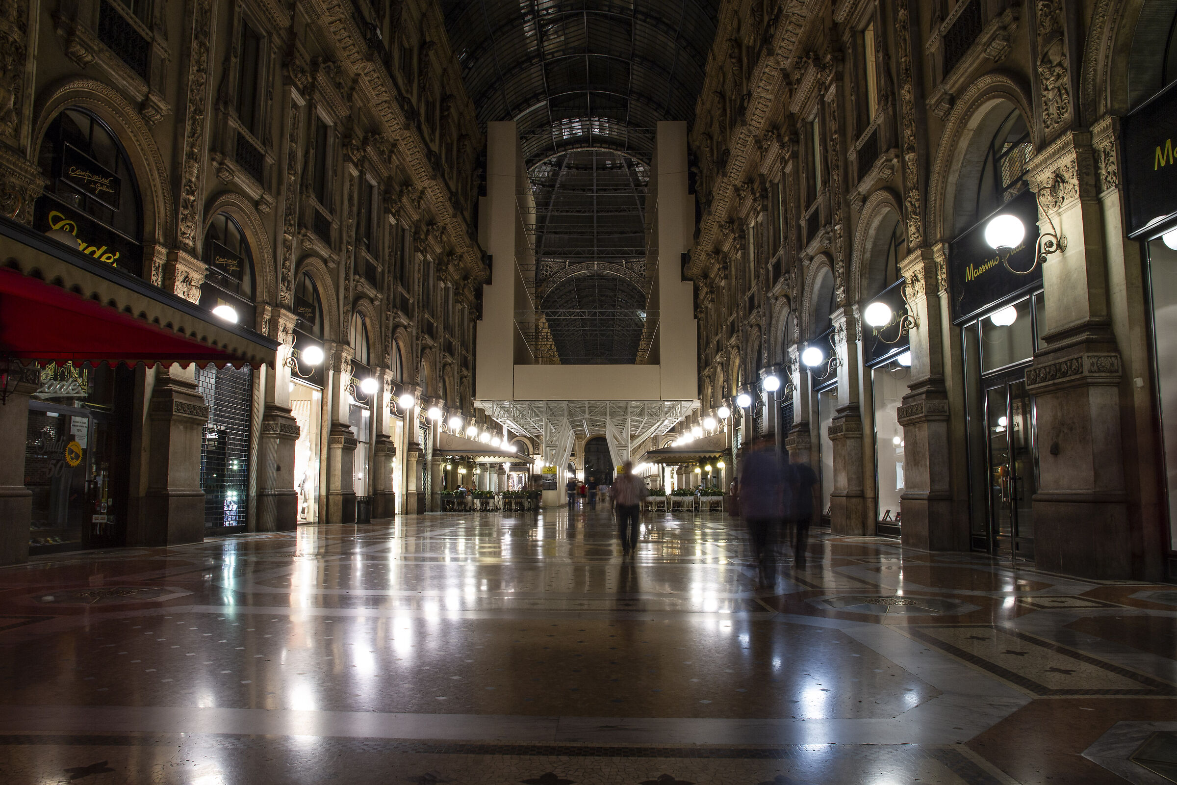 Lights in Galleria Milano