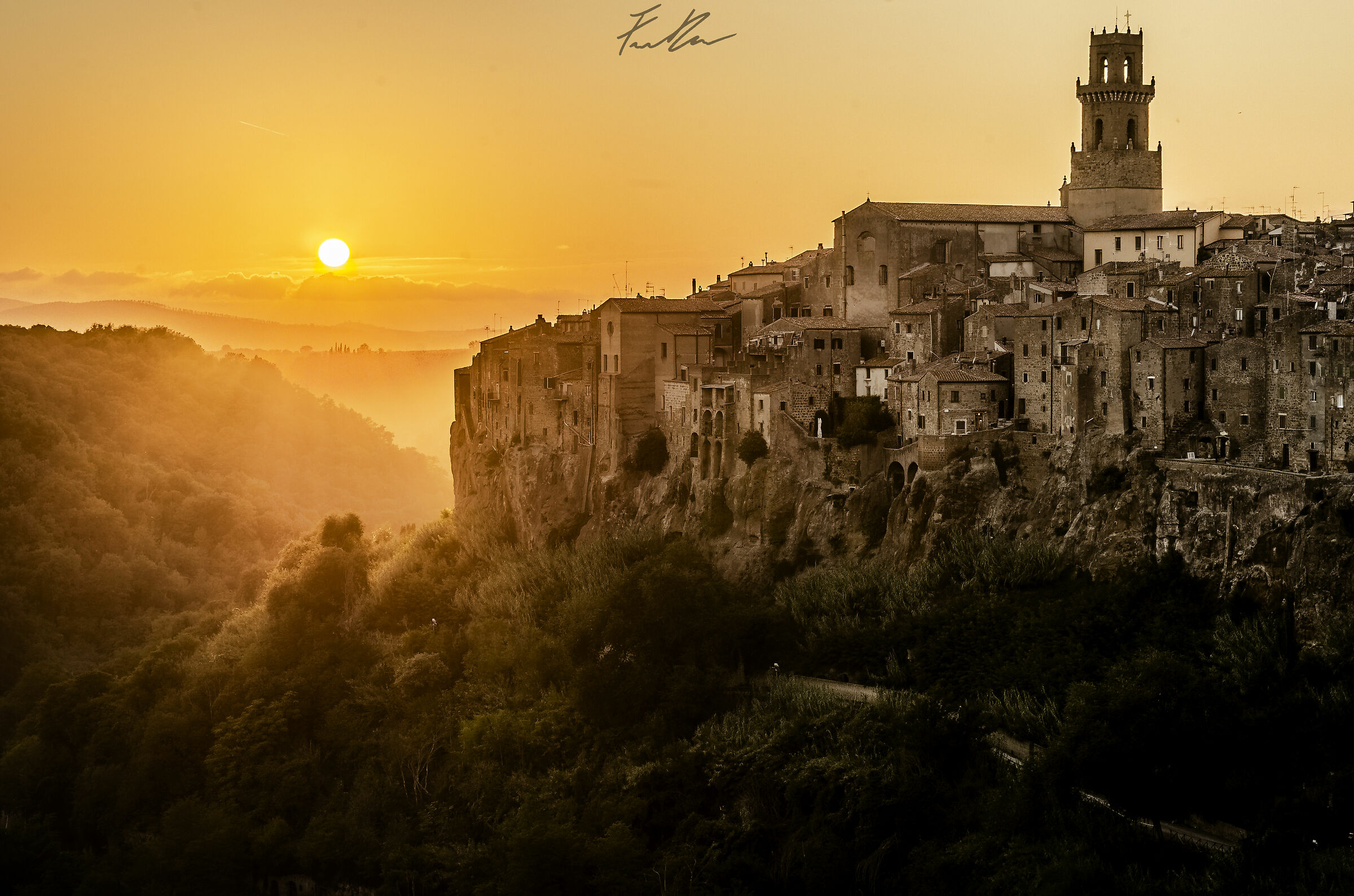 Sunset Pitigliano
