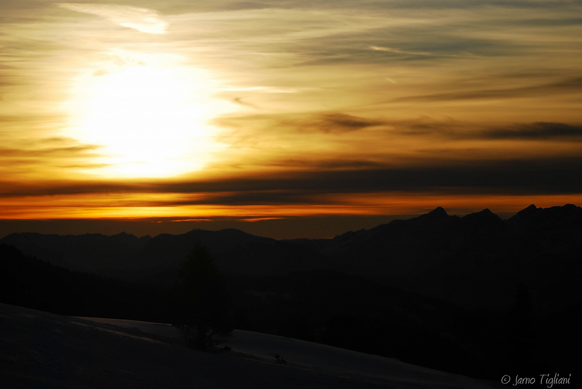 Sunset Occlini ........