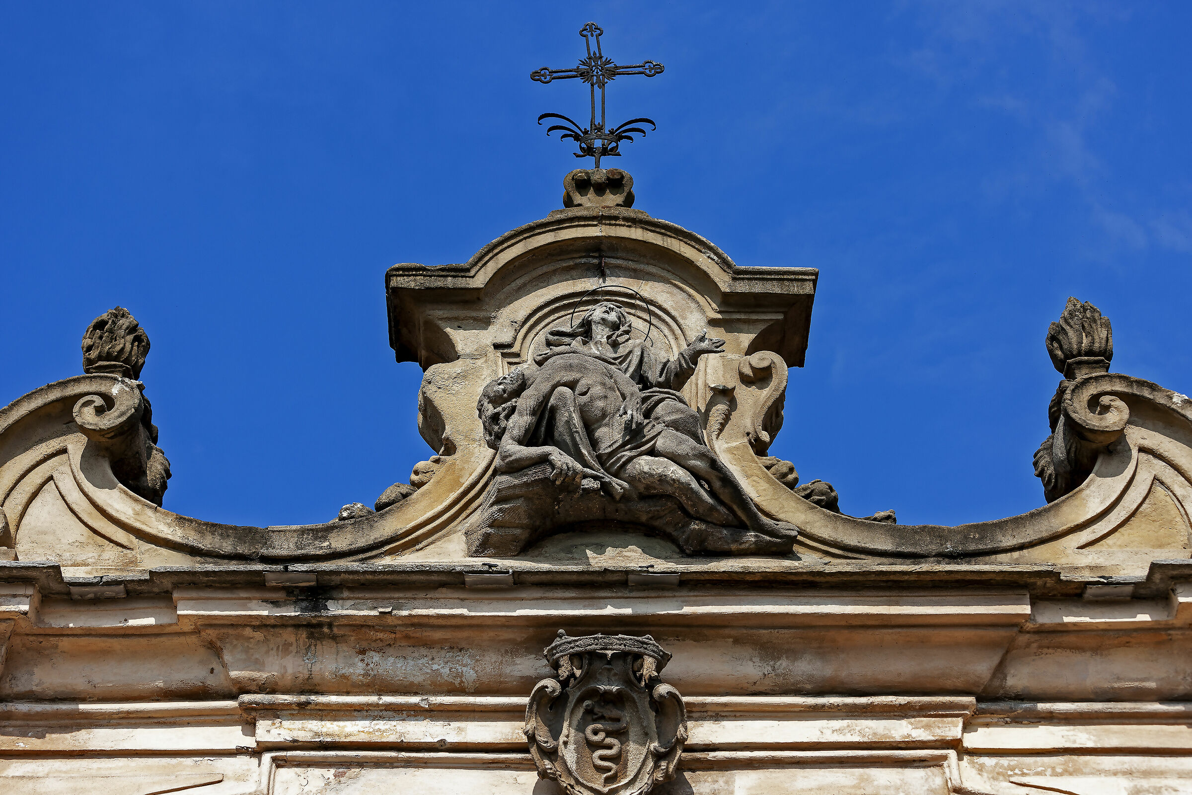 Pity and the biscione