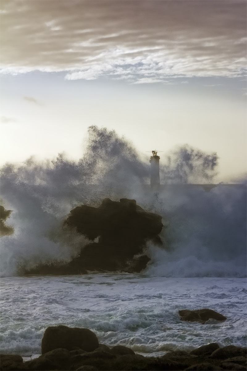 storm the island of Ouessant