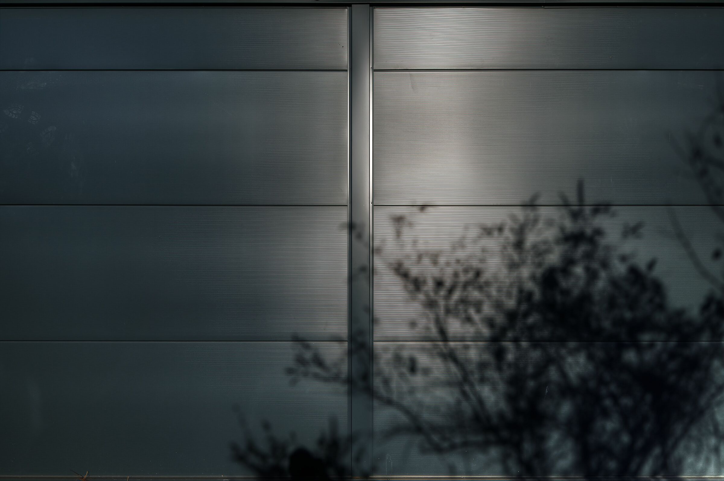 Black Metal Cladding with Shadow; Wiesbaden, Germany