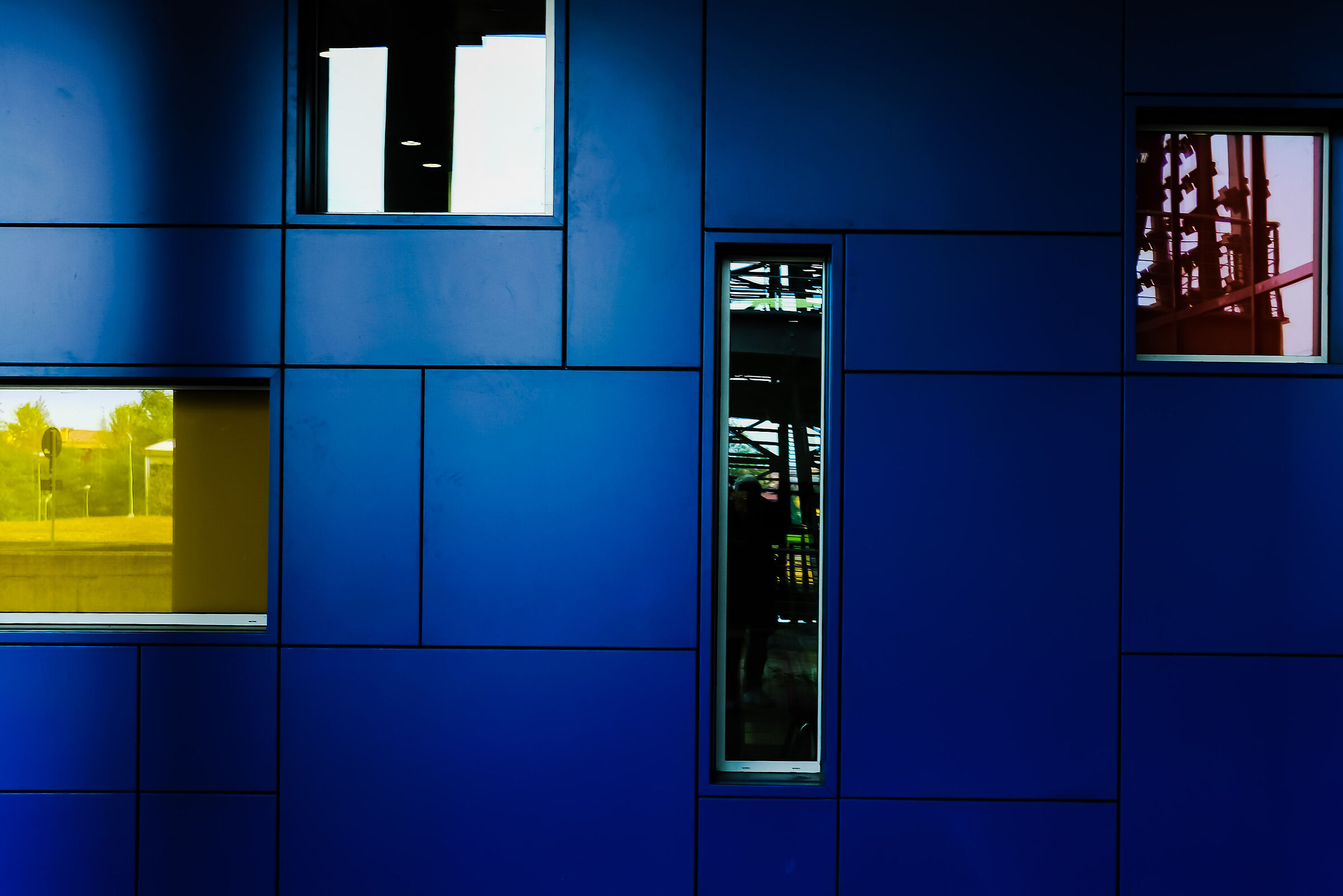 Riflessi ( forse più dritta o almeno meno storta)