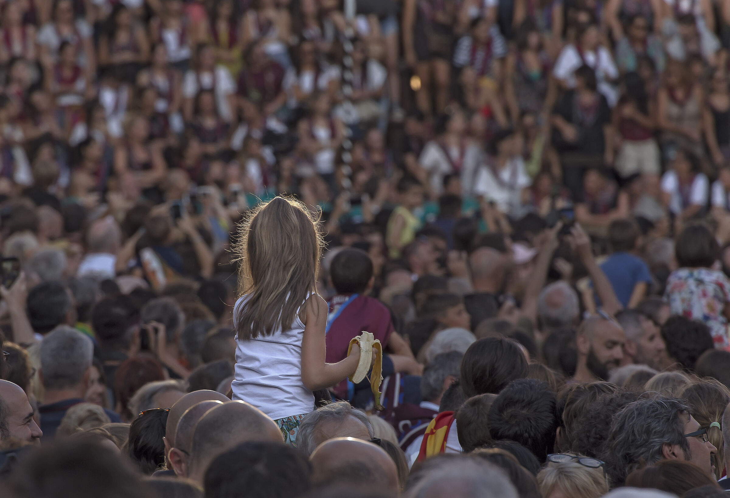 while waiting..... Eat