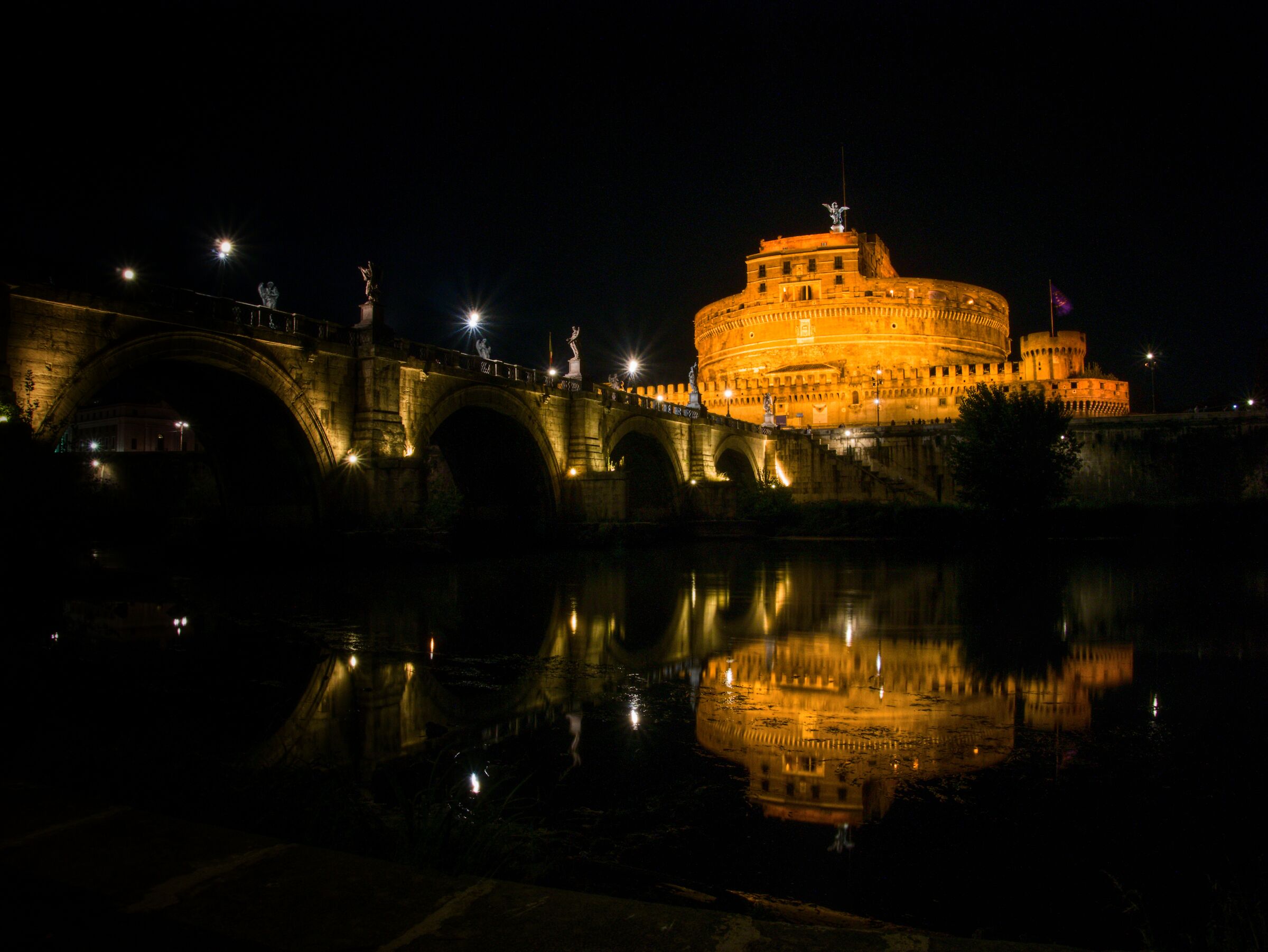 If only all of Rome would reflect...