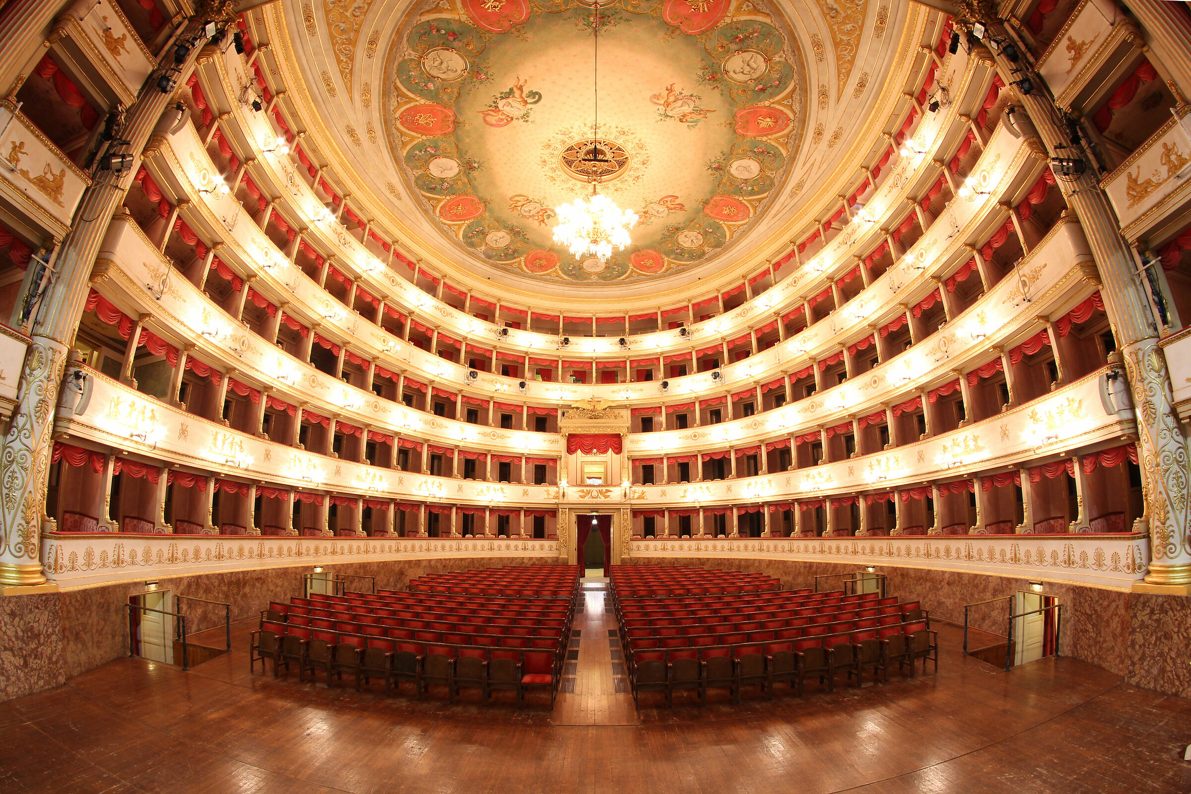 Pavarotti Municipal Theatre, Modena