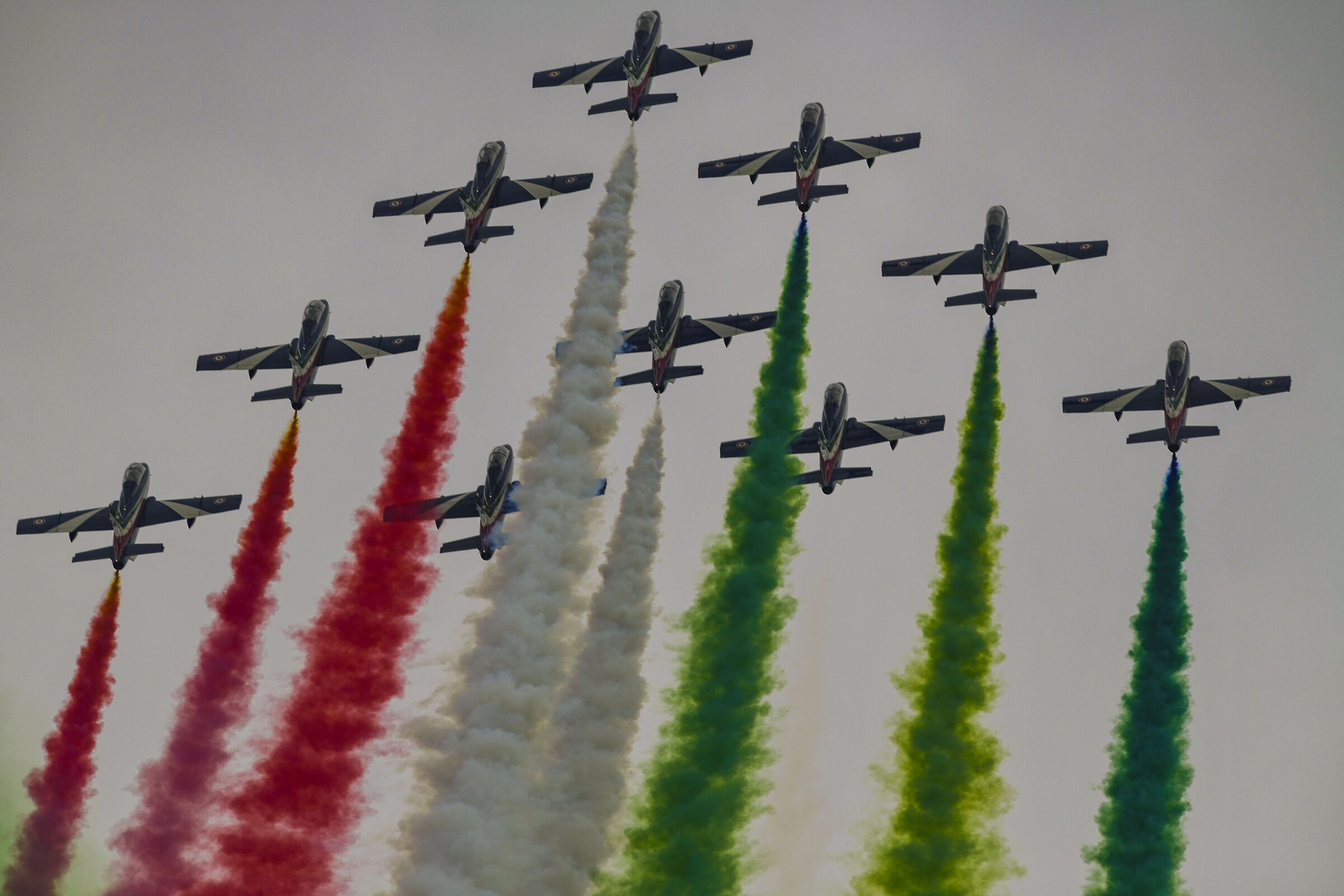 tricolour arrows