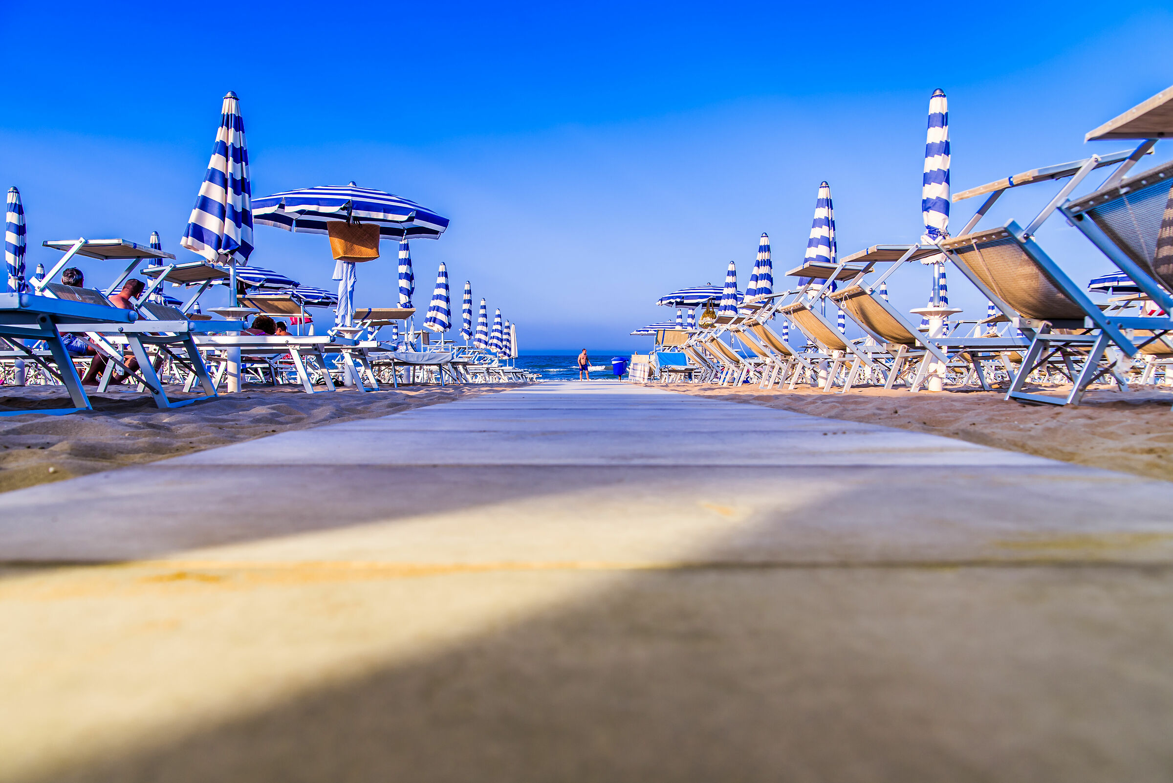 la via che porta al mare