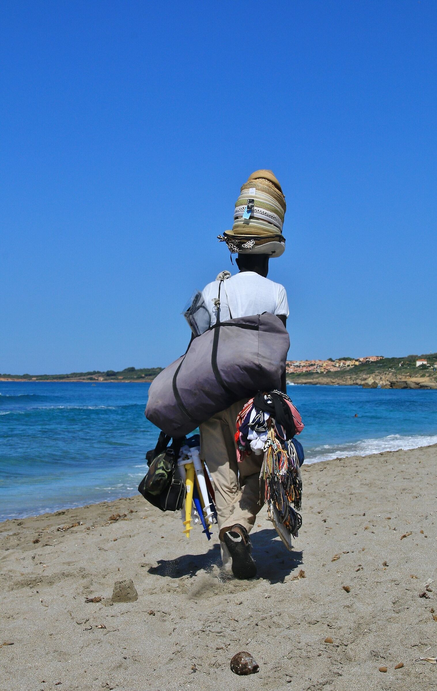 The hard life of the "Vu cumprà"