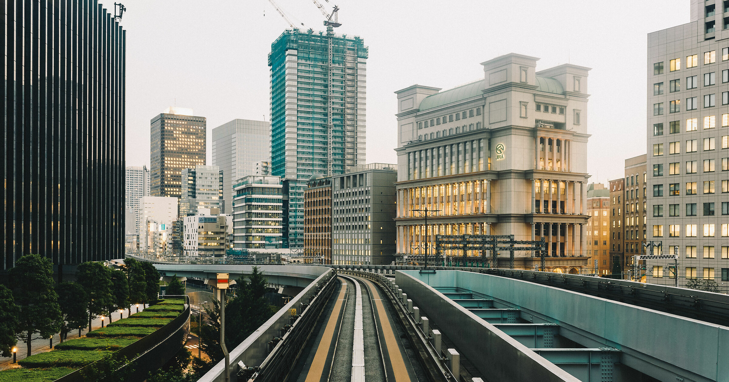 Tokyo's financial districts
