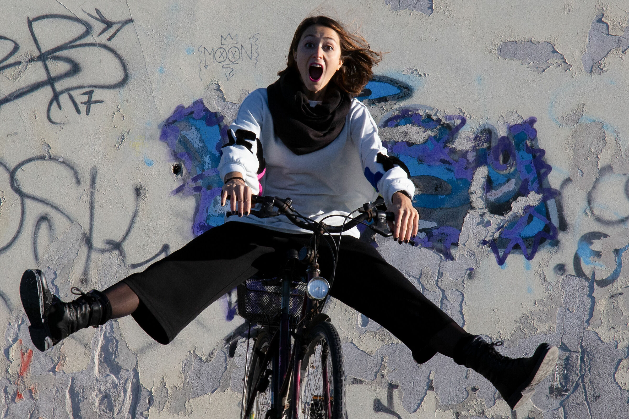 I fall I don't fall I don't know