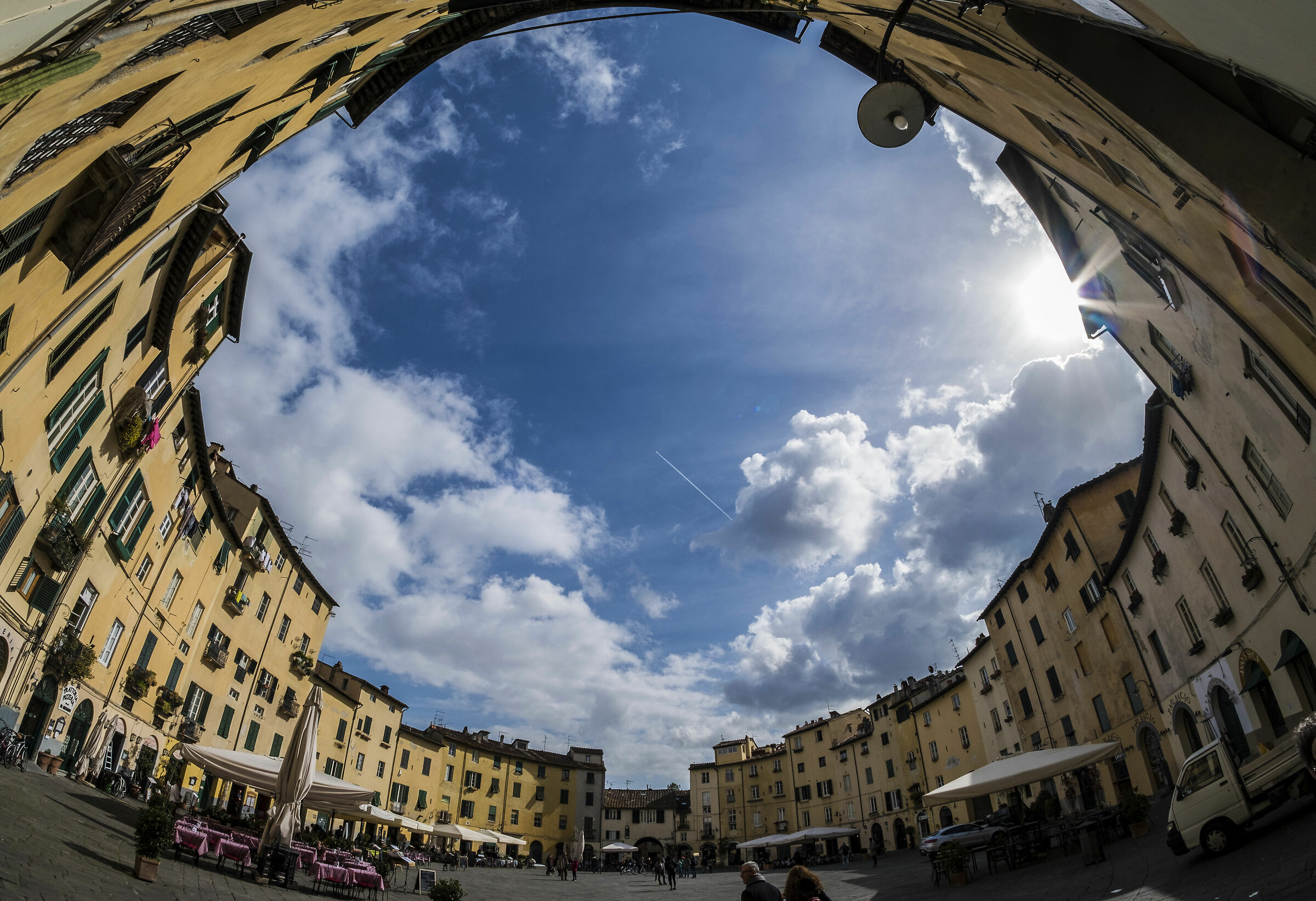 Piazza dell'anfiteatro