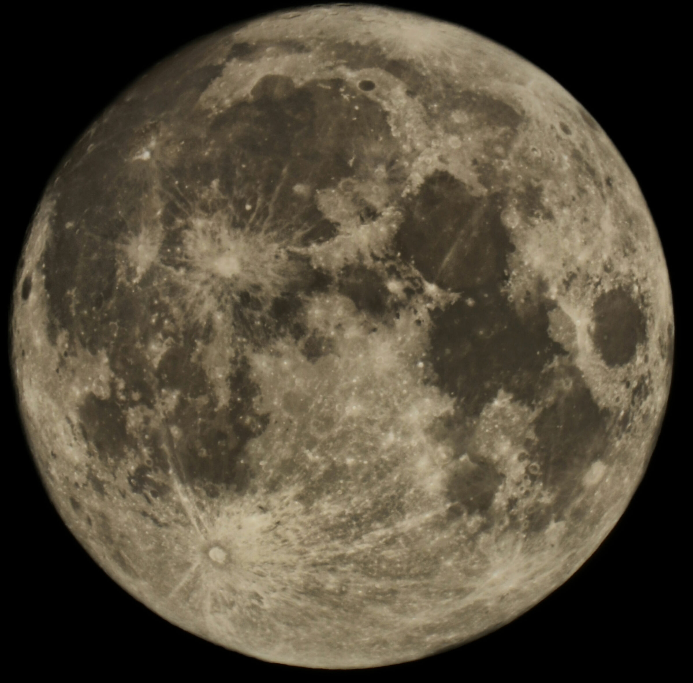 Full Moon HDR