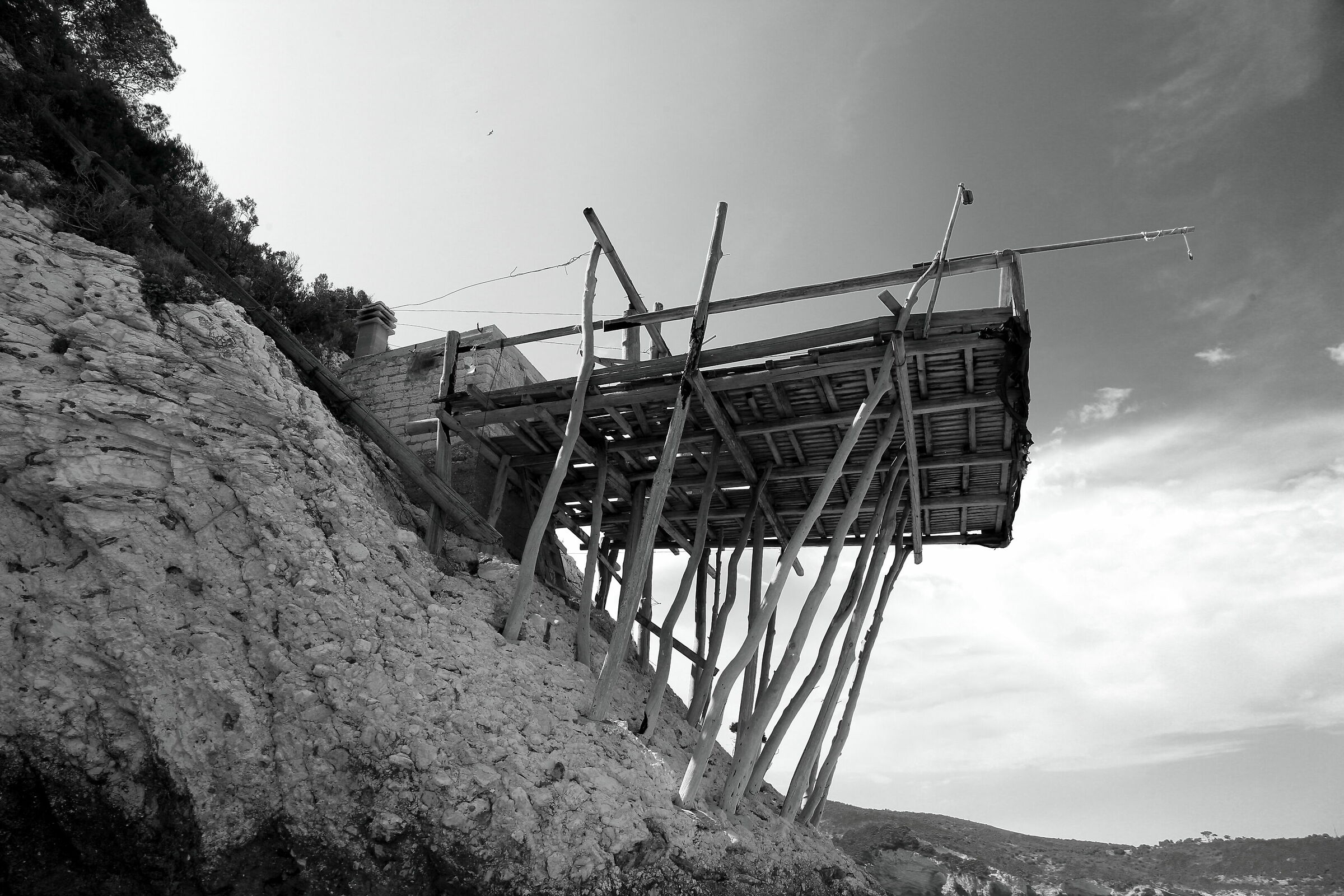 Under an abandoned trebuchet near Vieste
