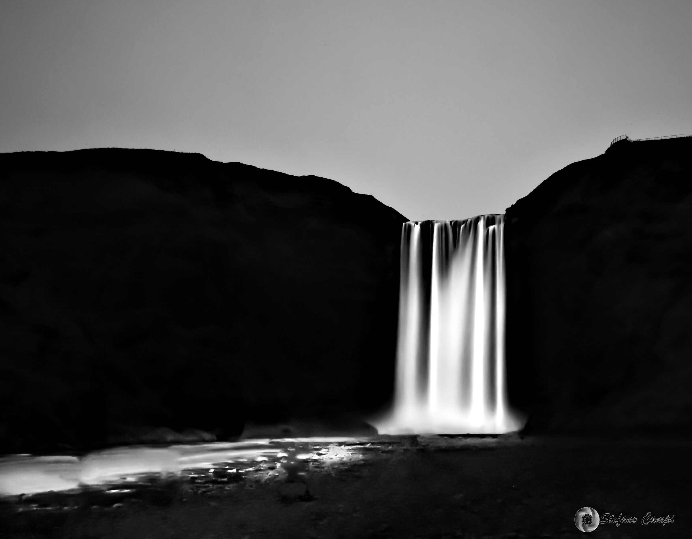 Skogafoss B&W