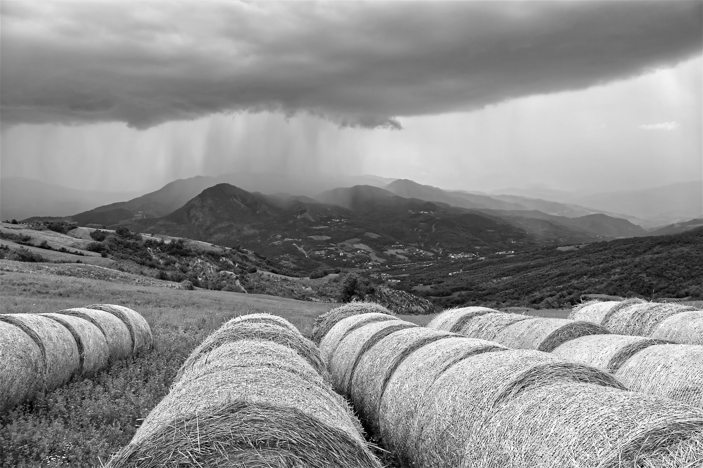 thunderstorm in val TREBBIA IN BN
