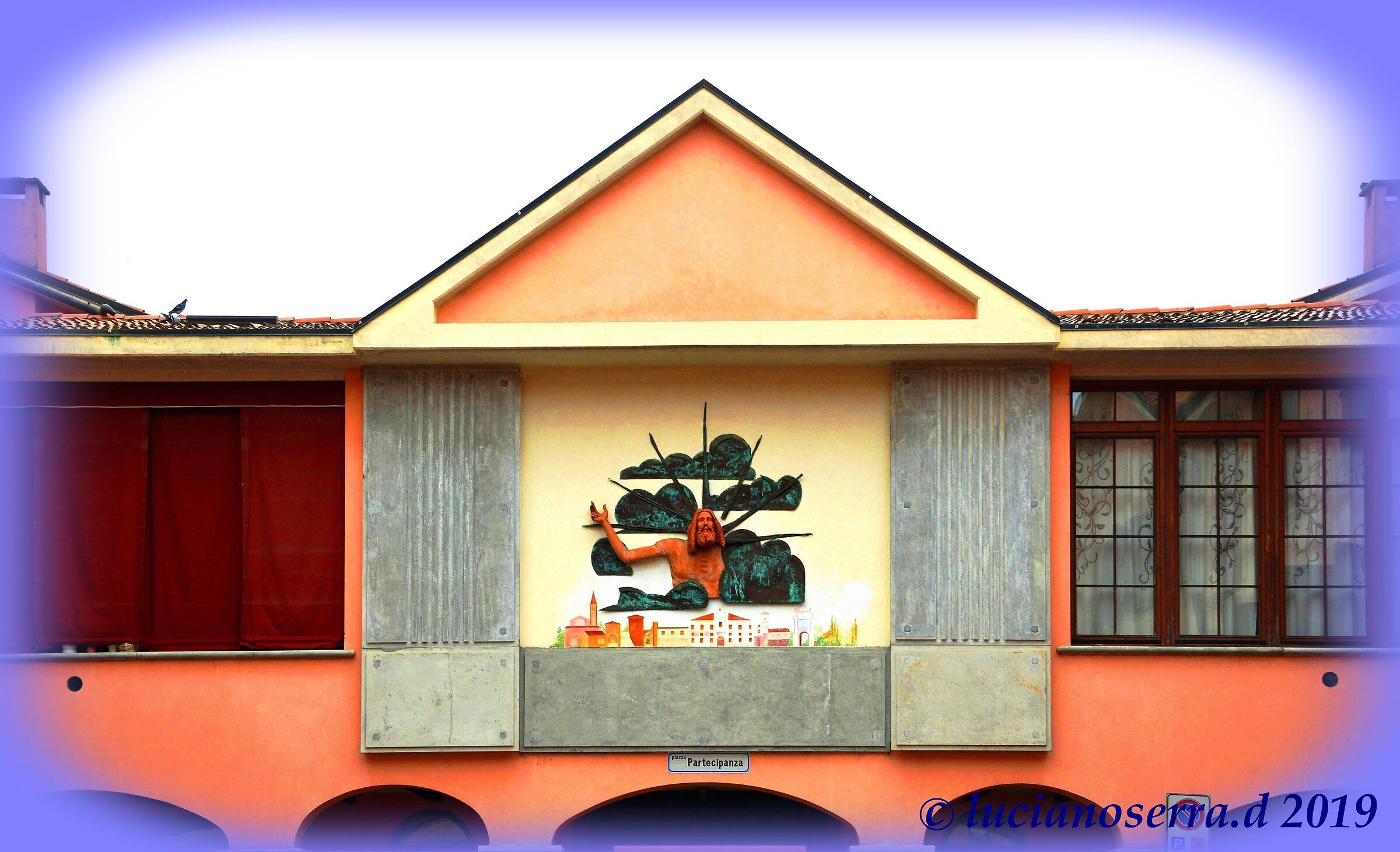 Piazza Partecipanza a Pieve di Cento (Bo), particolare