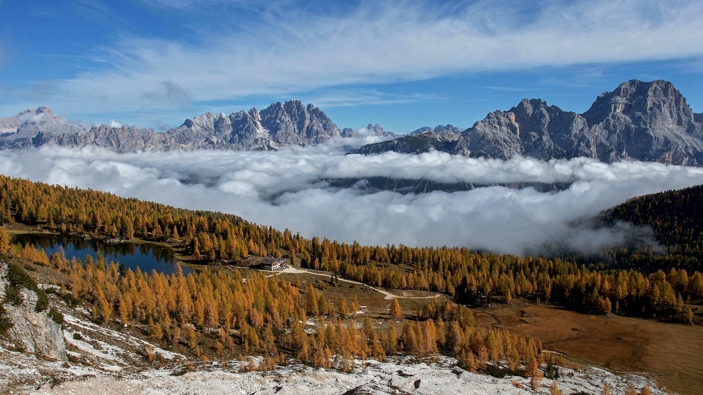 Sopra il lago Federa
