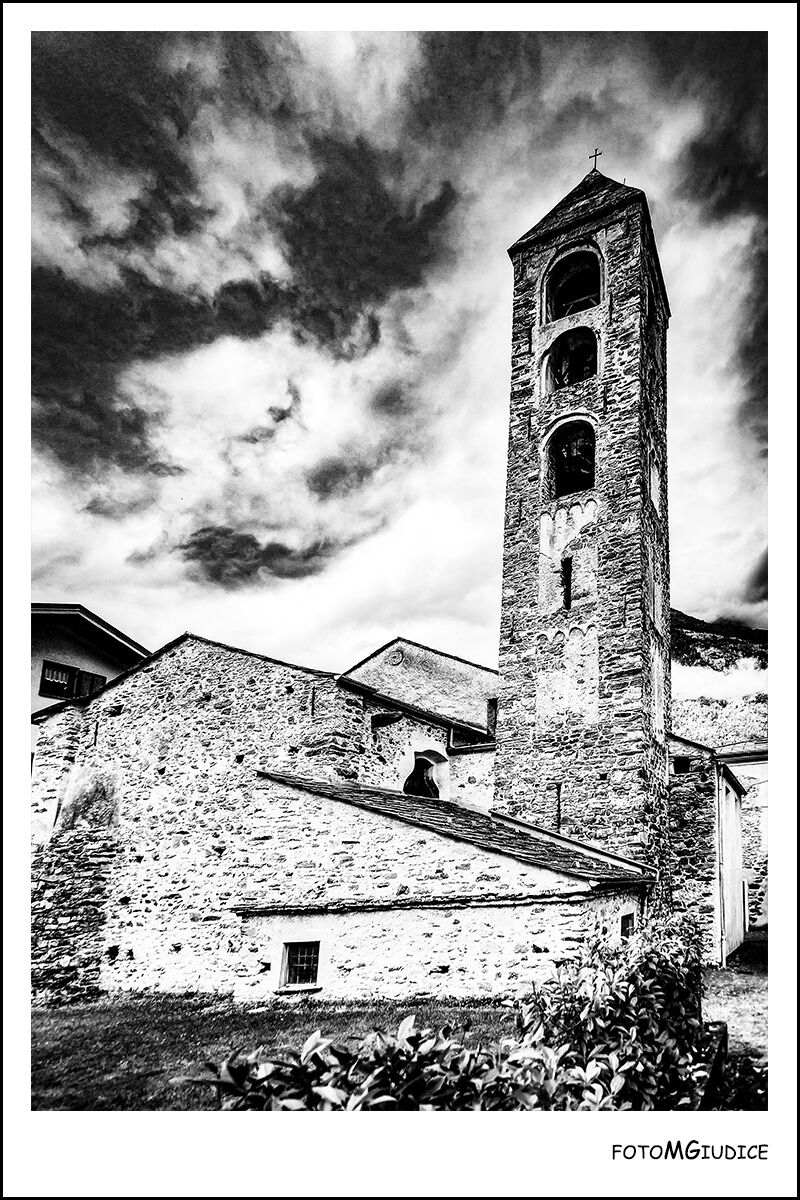 bw chiesetta di S Maria