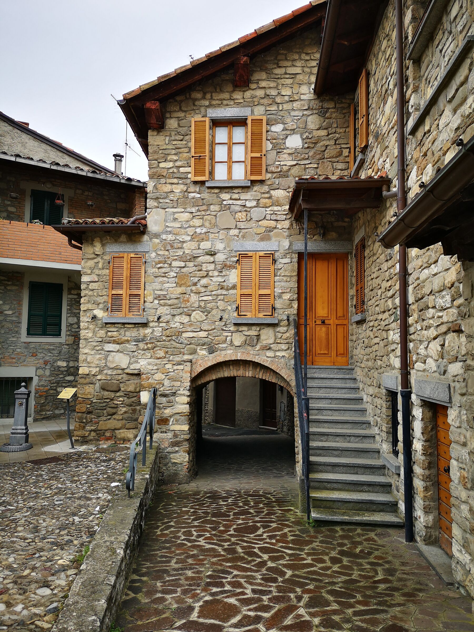Passeggiando per le vie di Bobbio (Pc)