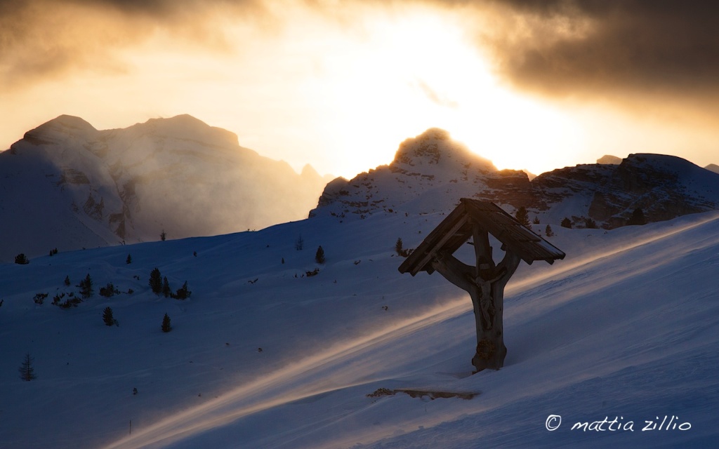 The light on the cross