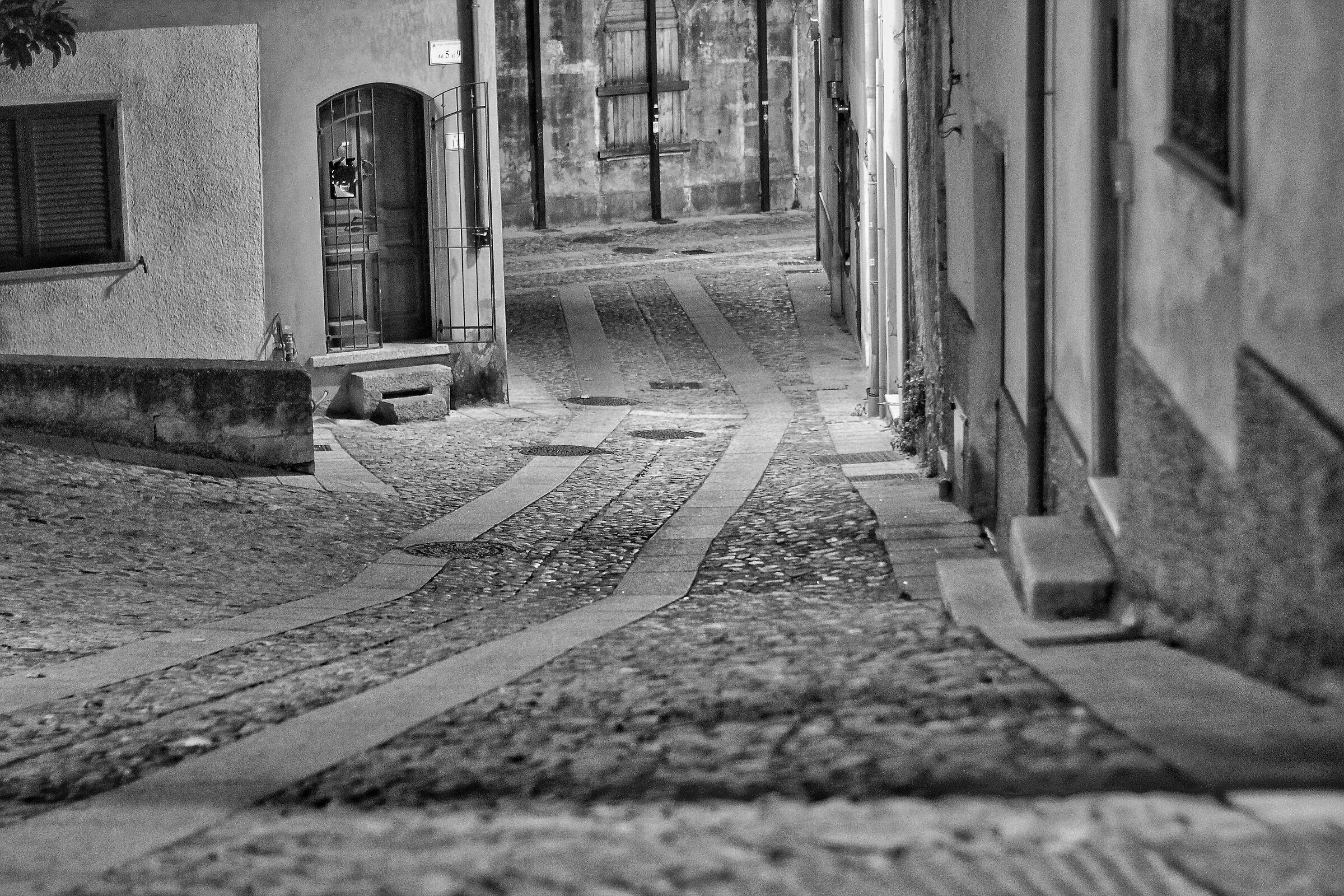 Santu Predu di notte-Nuoro