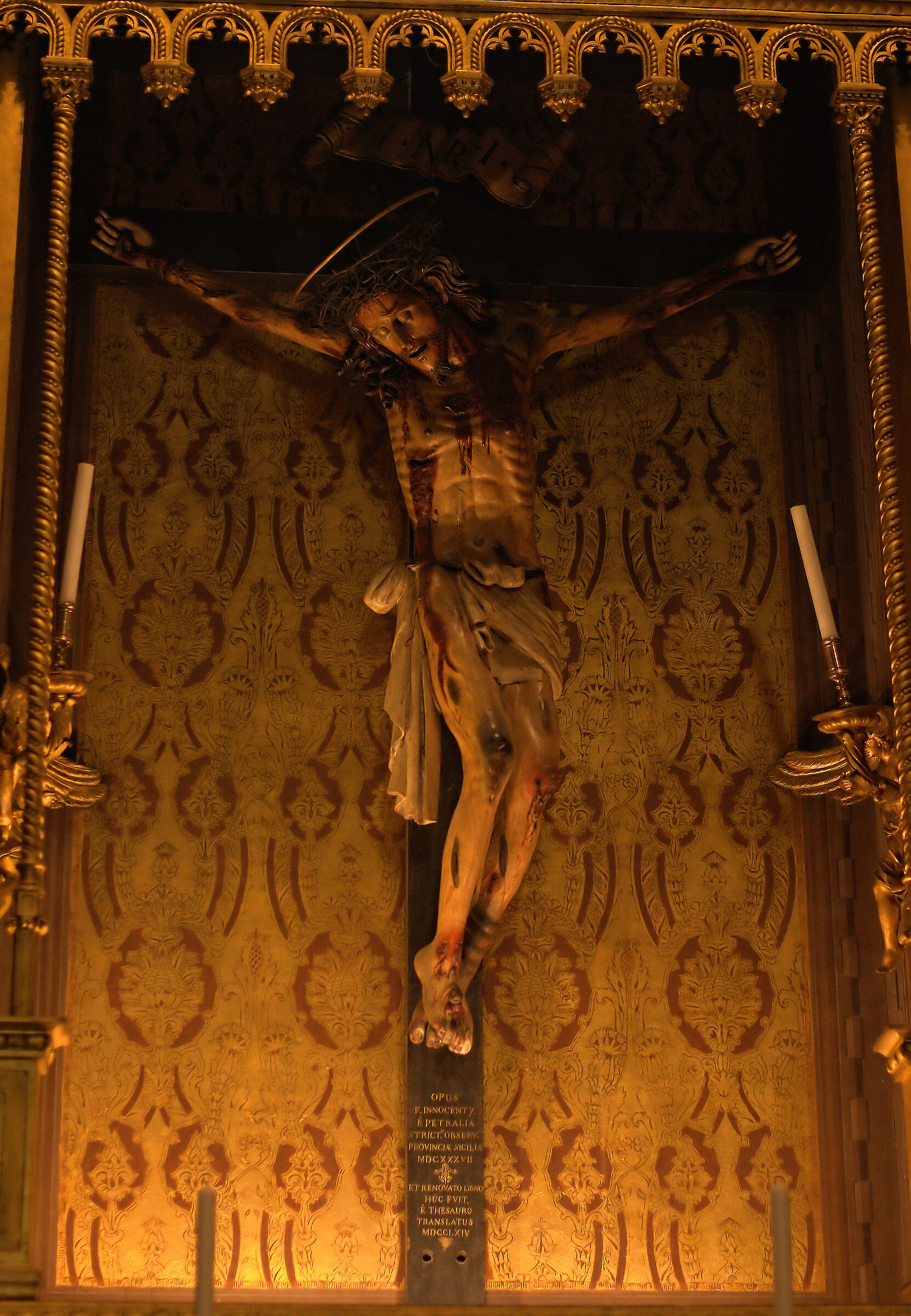 Crocifisso del xvii sec basilica di Loreto