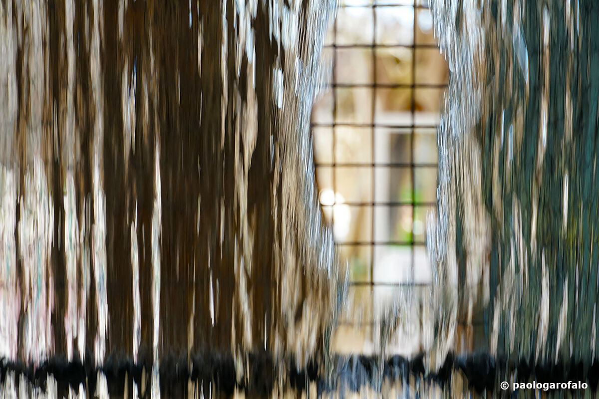 Waterfall (La forma dell'acqua)