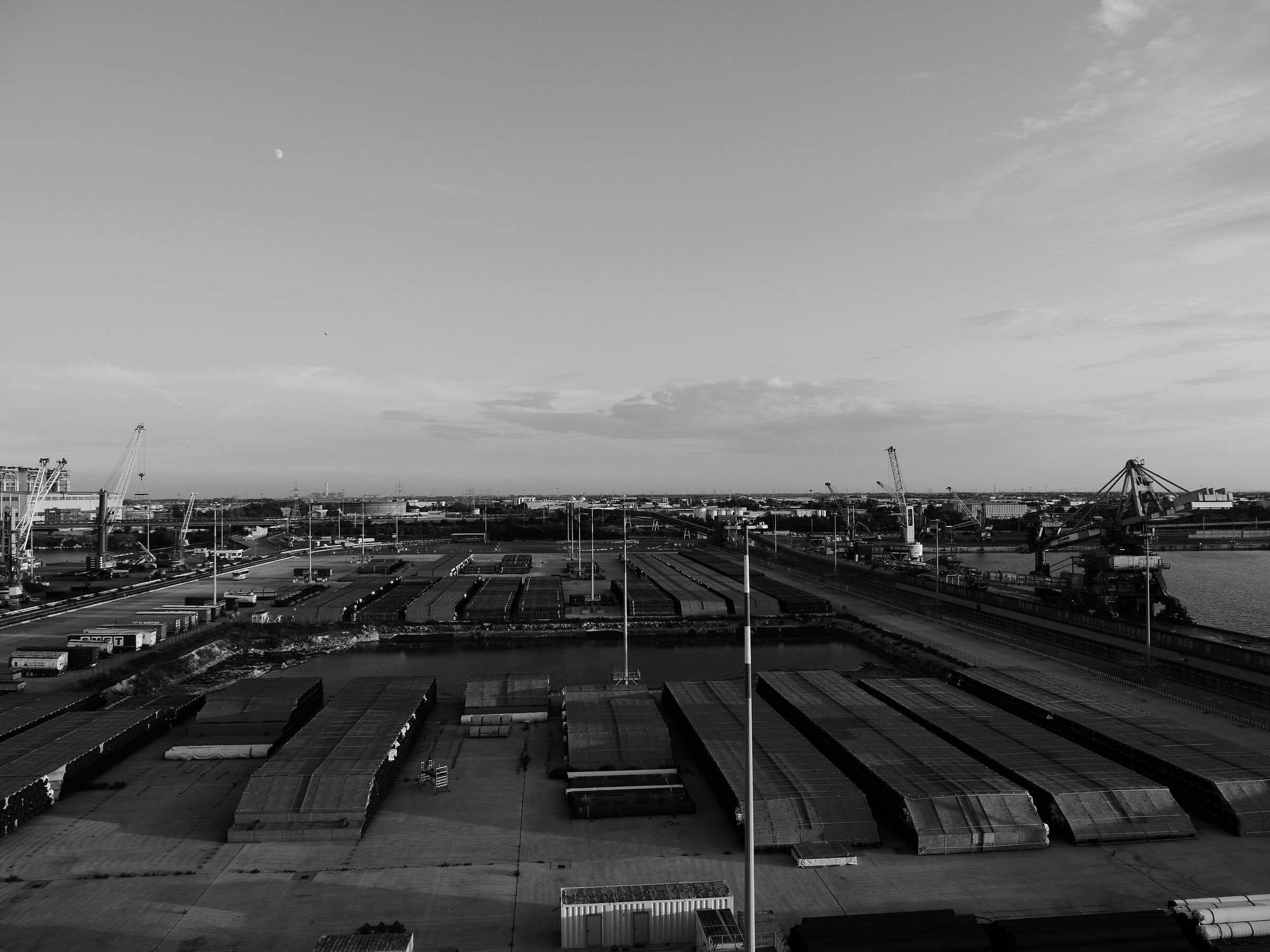 In a port there is also this